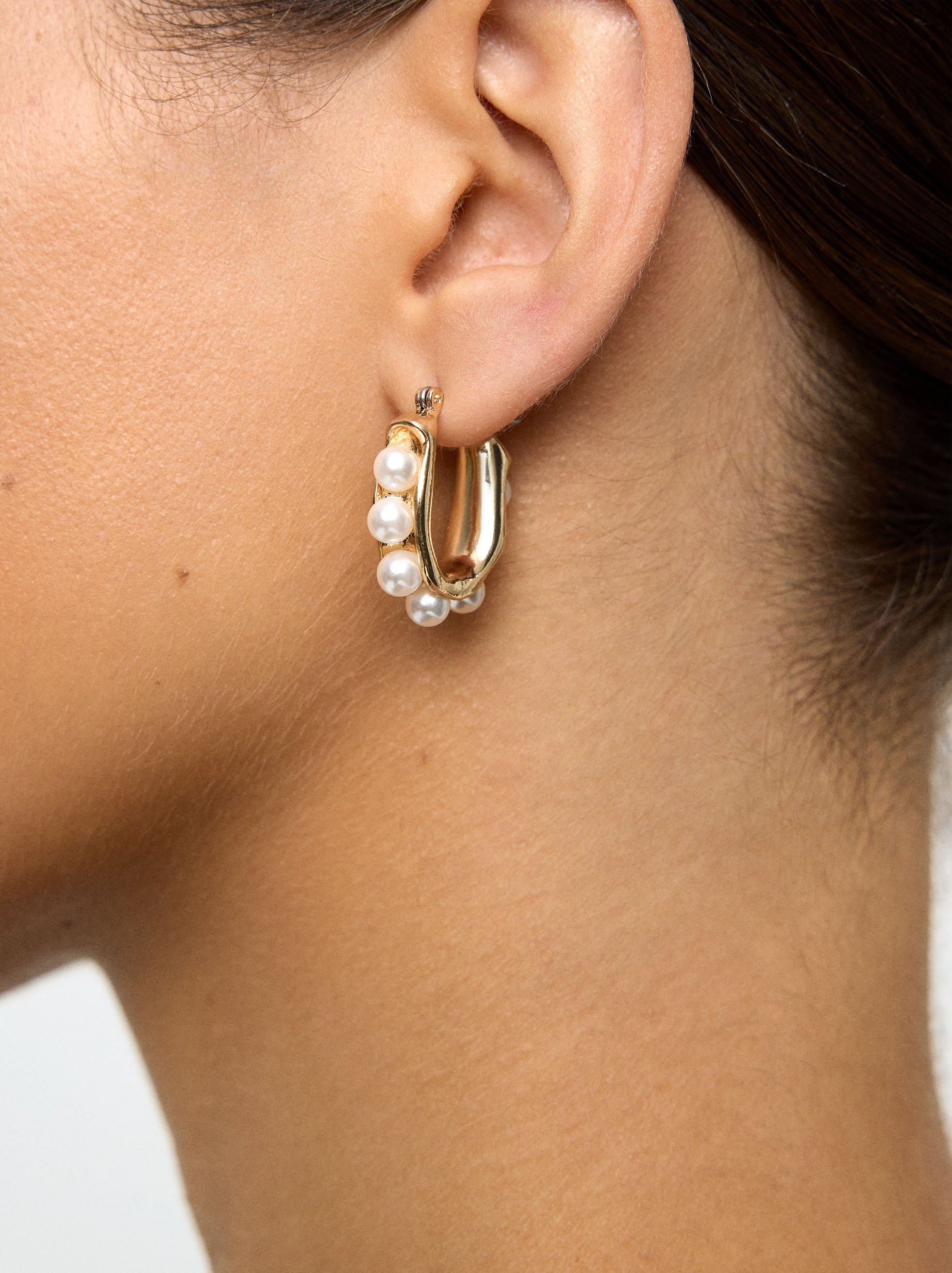 Ohrringe mit Ringen und Perlen image number 1.0