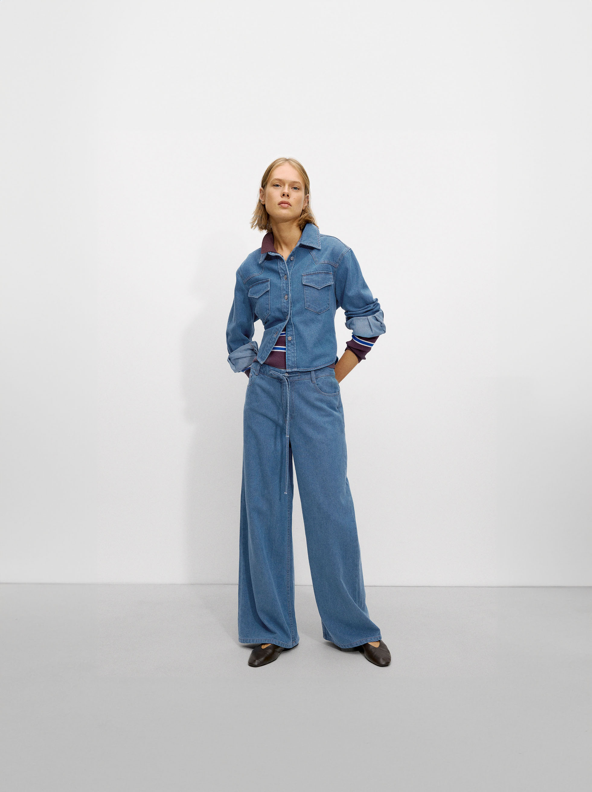 Jeans with drawstring image number 7.0