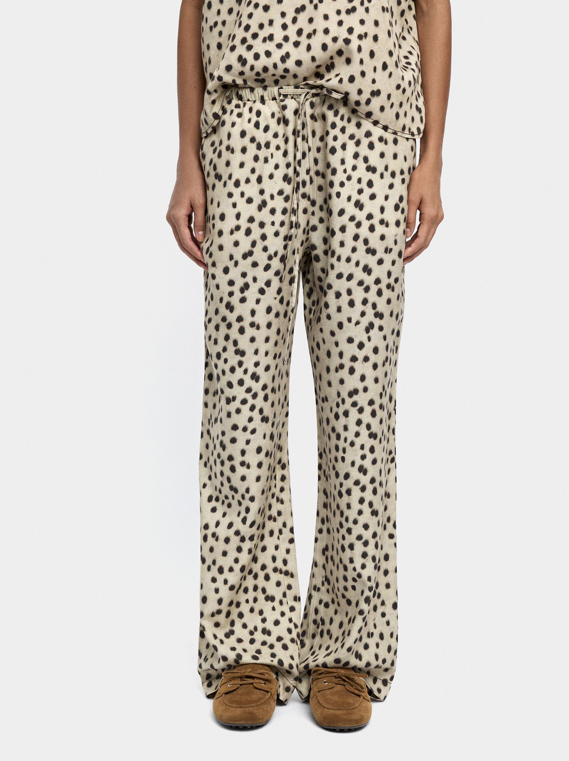 Pantalón estampado 100% lyocell image number 1.0
