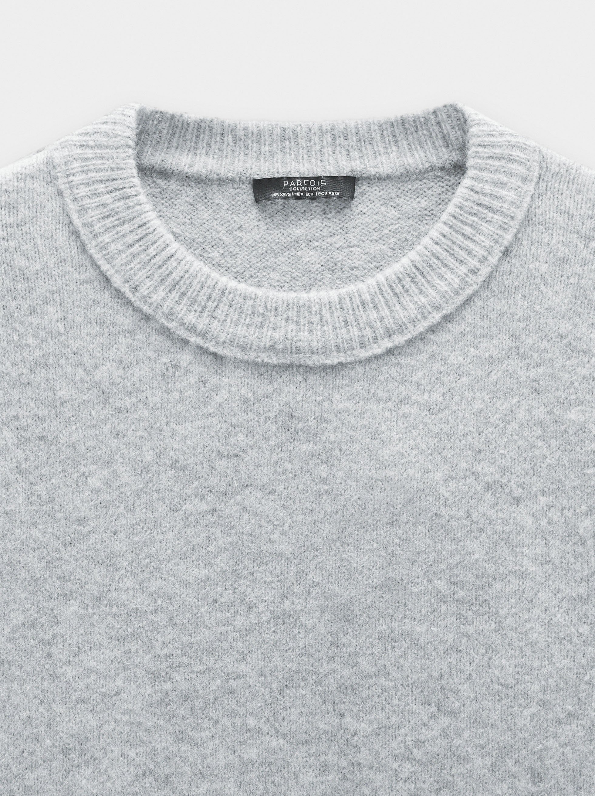 Plain knit sweater image number 5.0