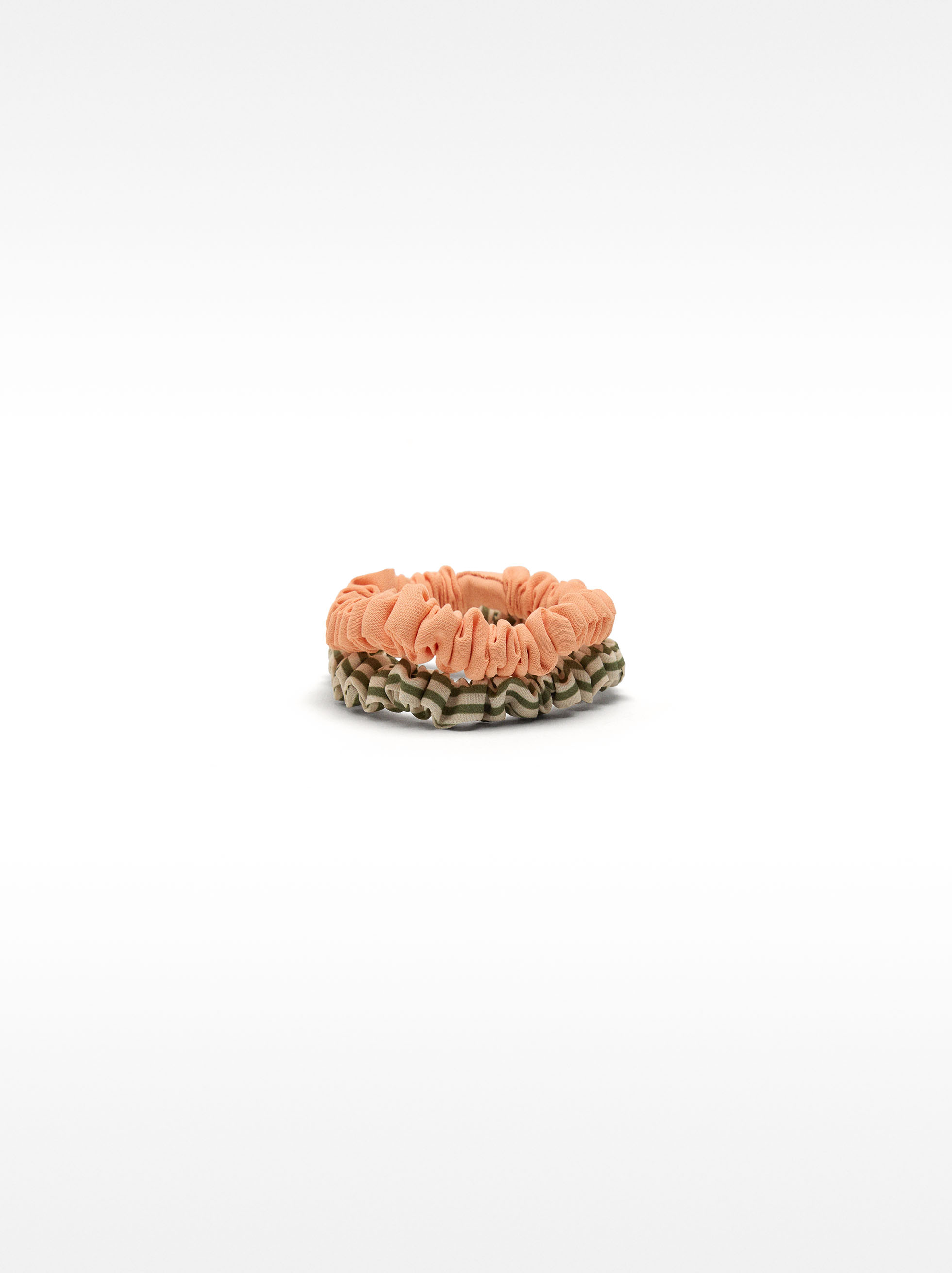 Set of hair elastics image number 0.0
