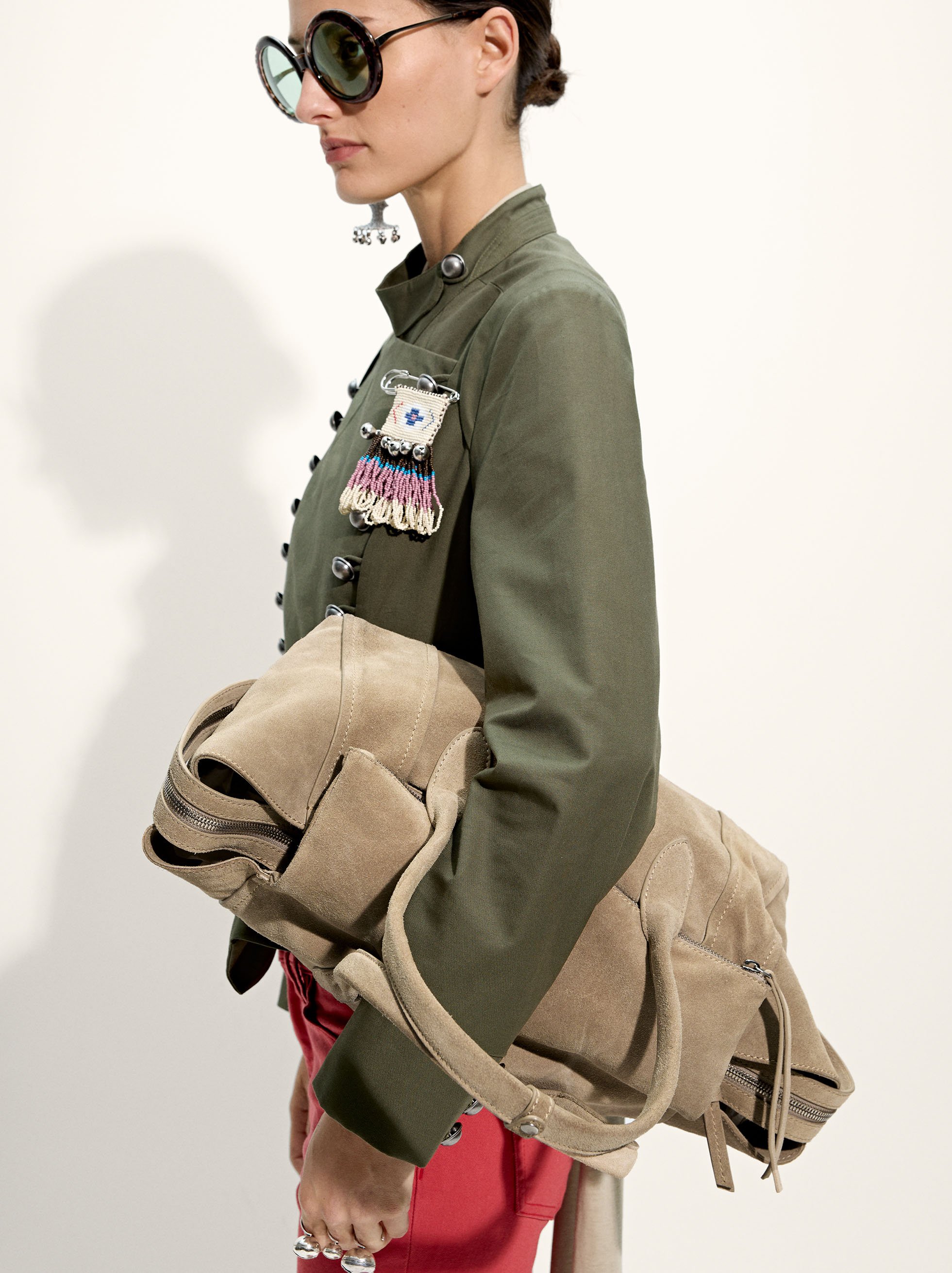 Sac cabas en cuir avec rabat image number 1.0