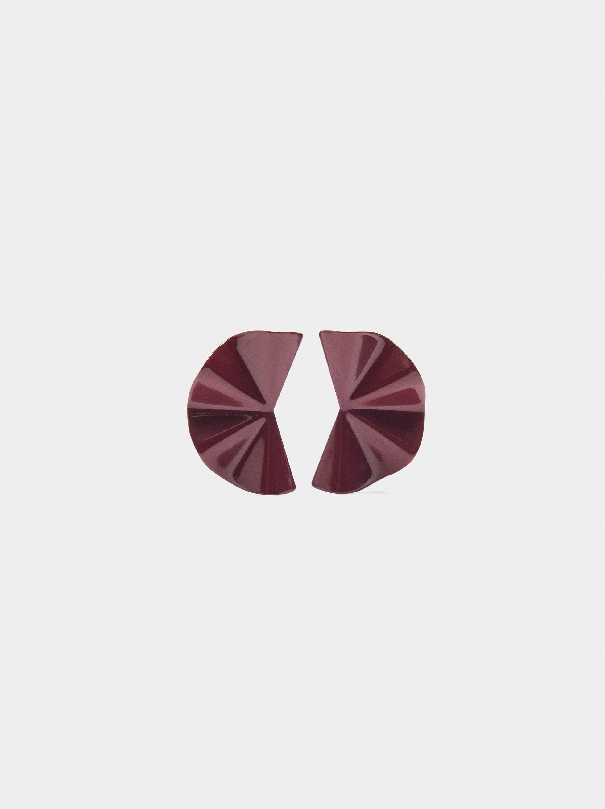 Earrings with embossed detail and enamel image number 0.0