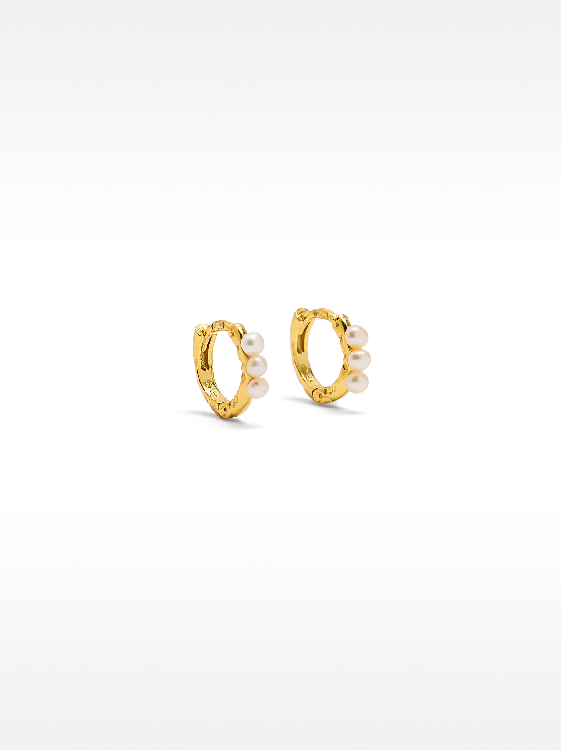 Freshwater pearl hoop earrings - 925 sterling silver image number 2.0