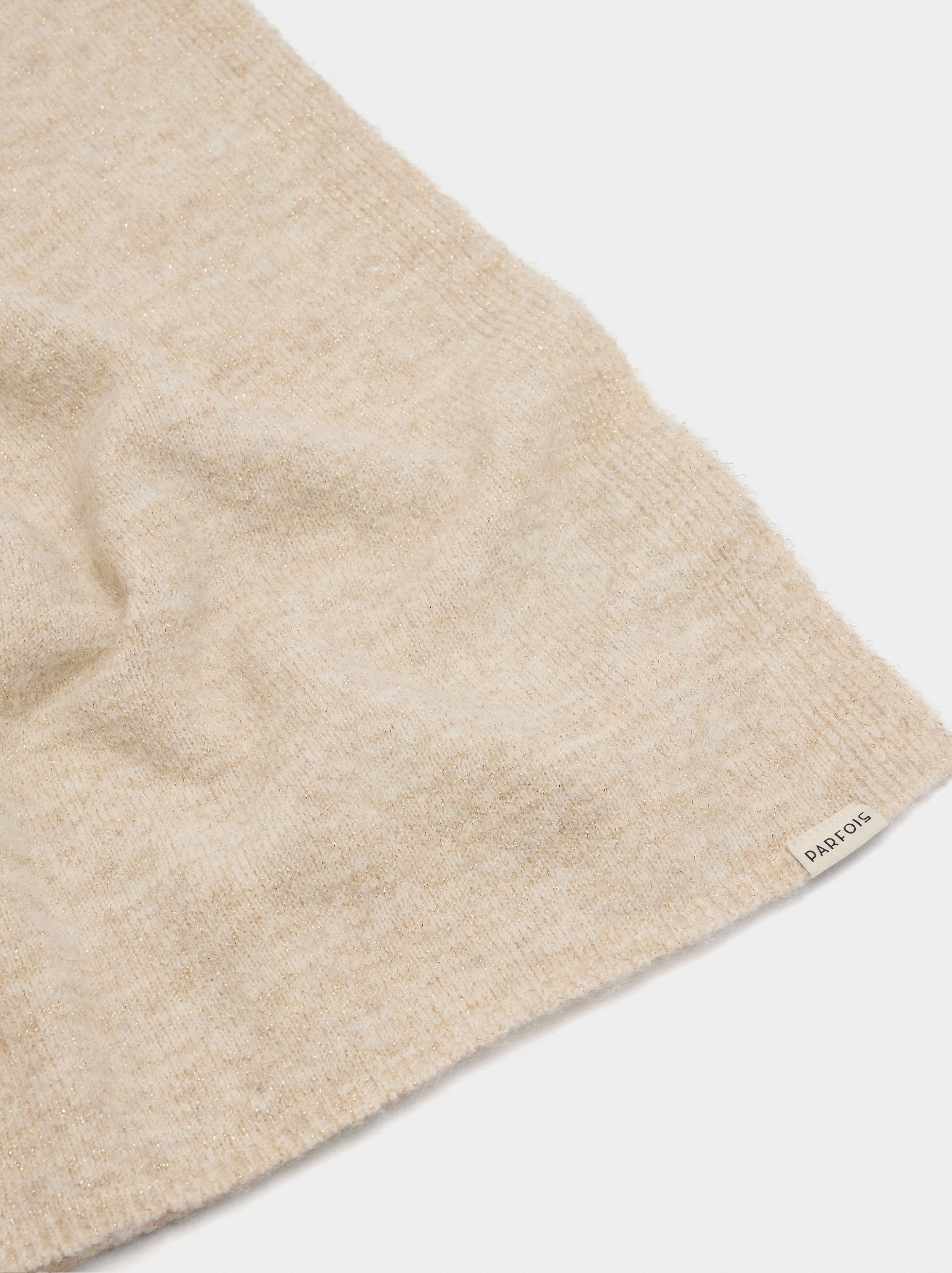 Plain scarf image number 1.0