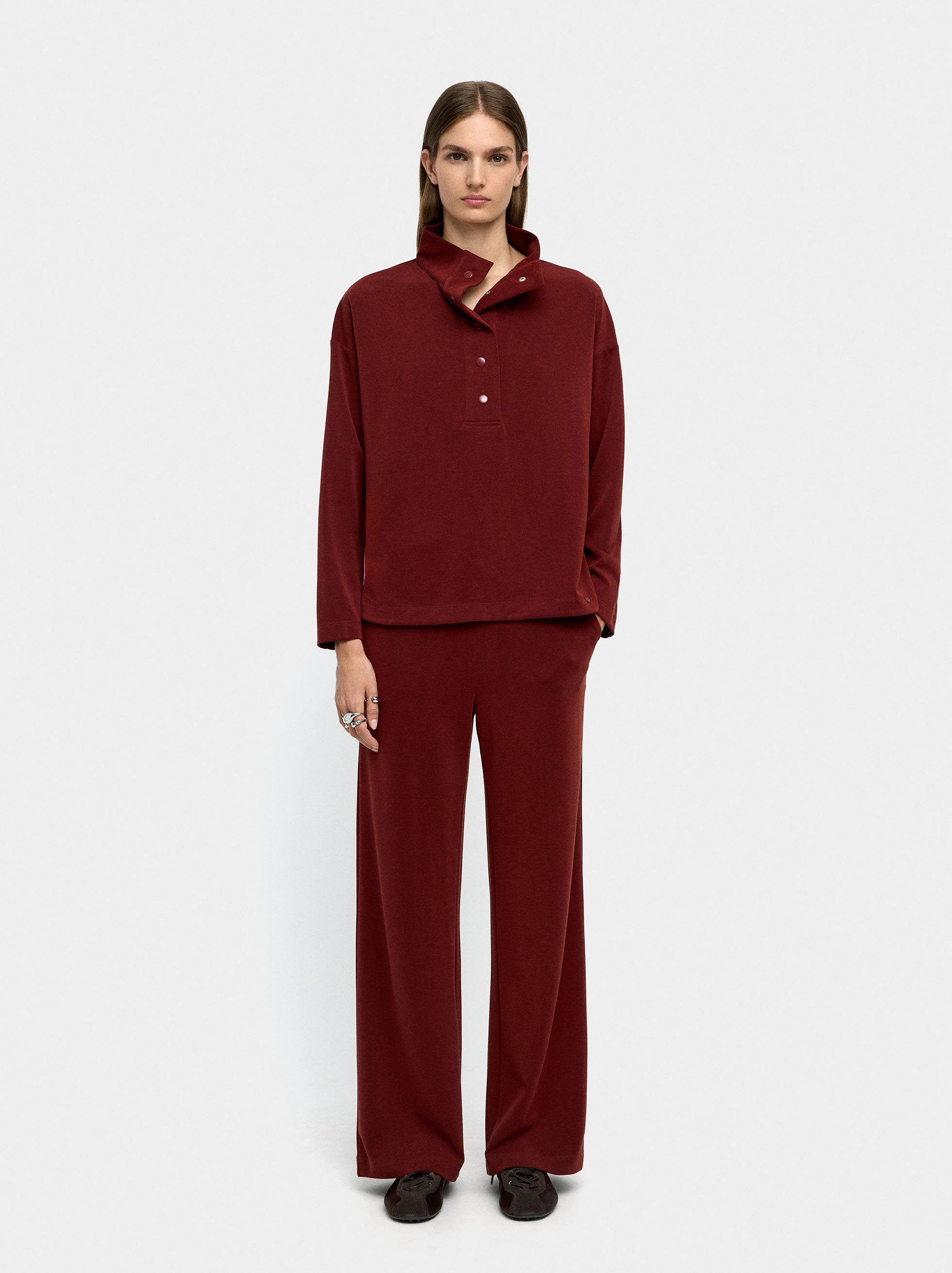 Sweatshirt avec boutons toucher doux image number 4.0