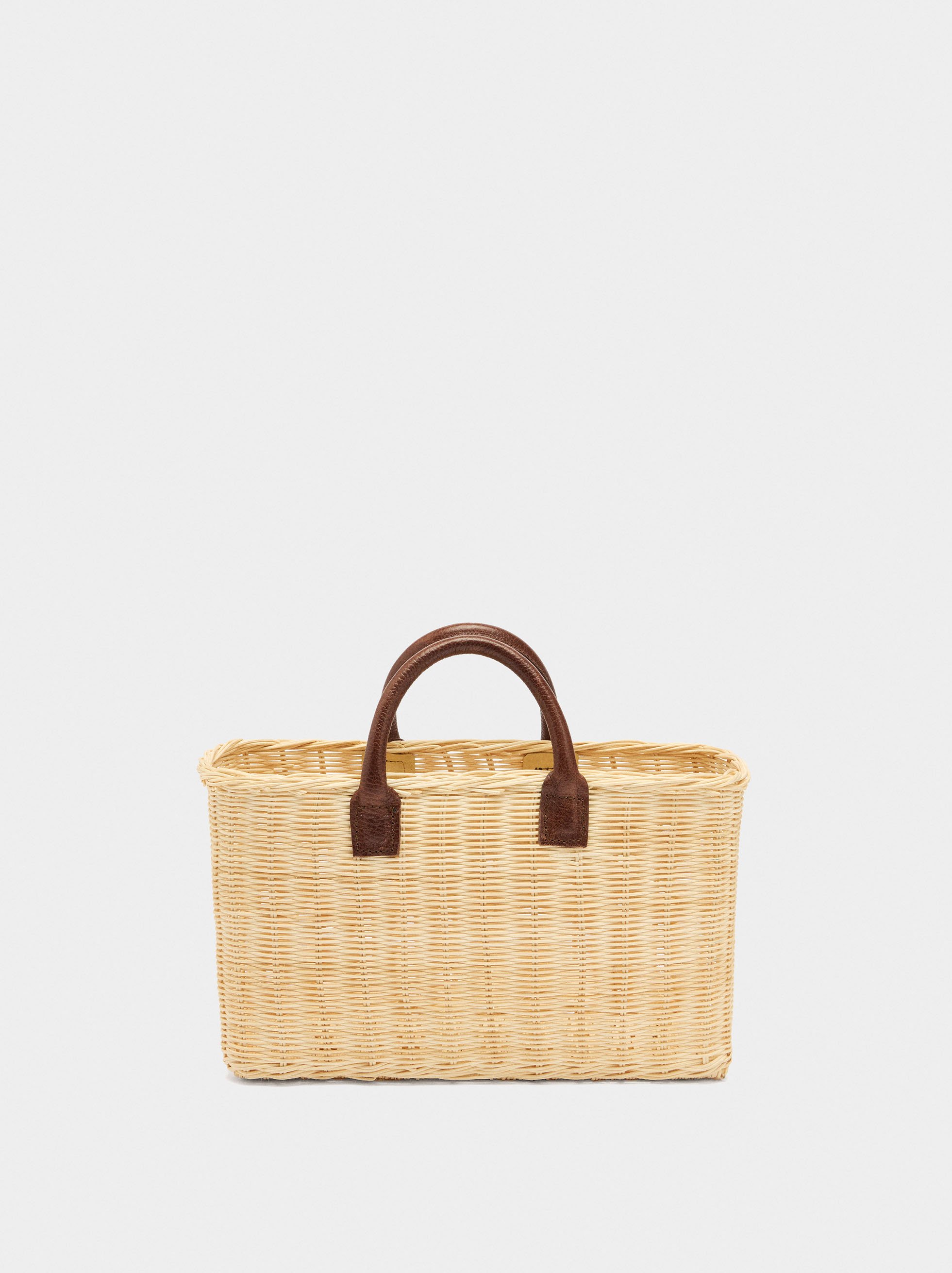 Rattan basket with leather details image number 0.0