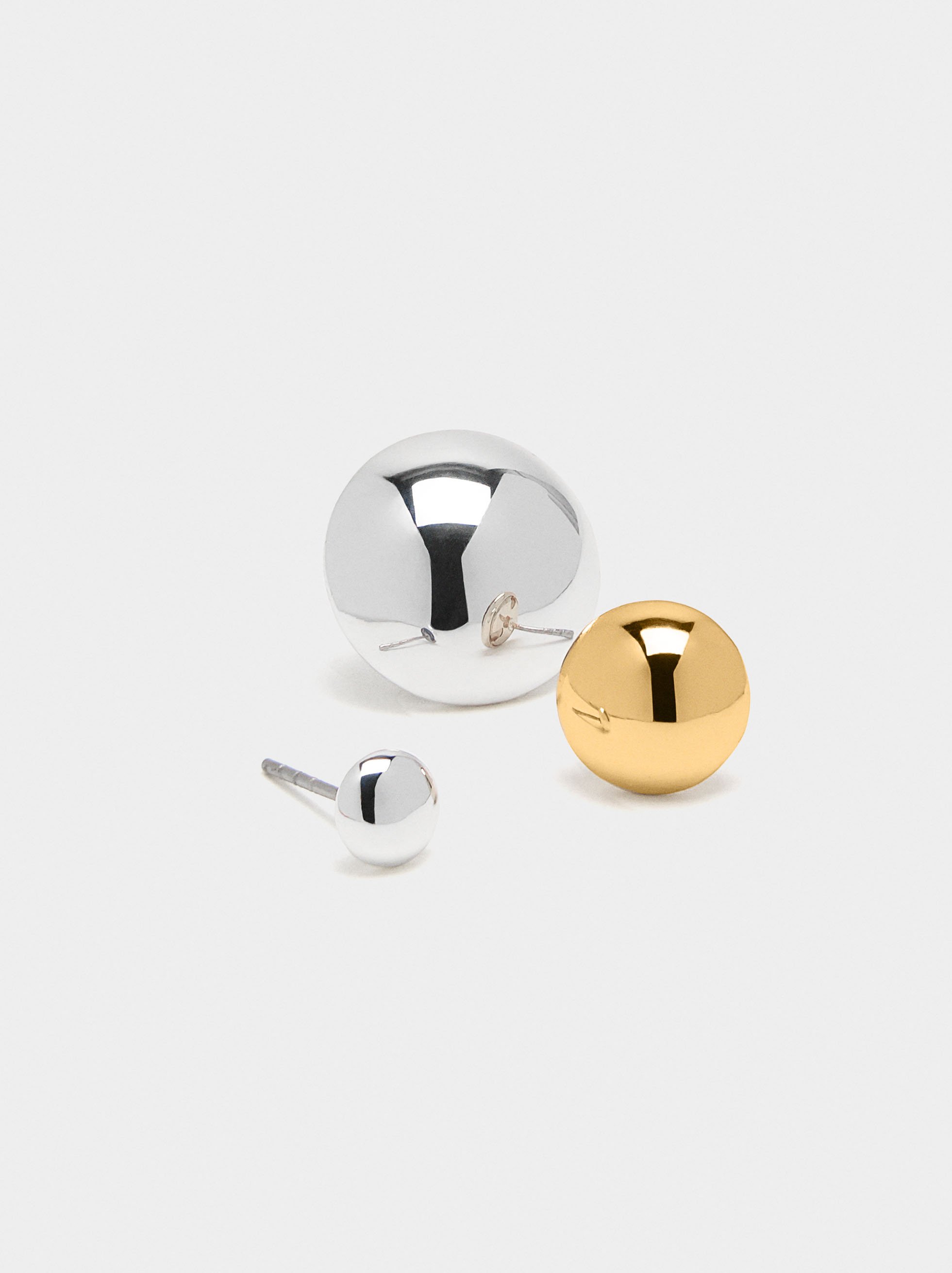 Set of sphere earrings image number 1.0