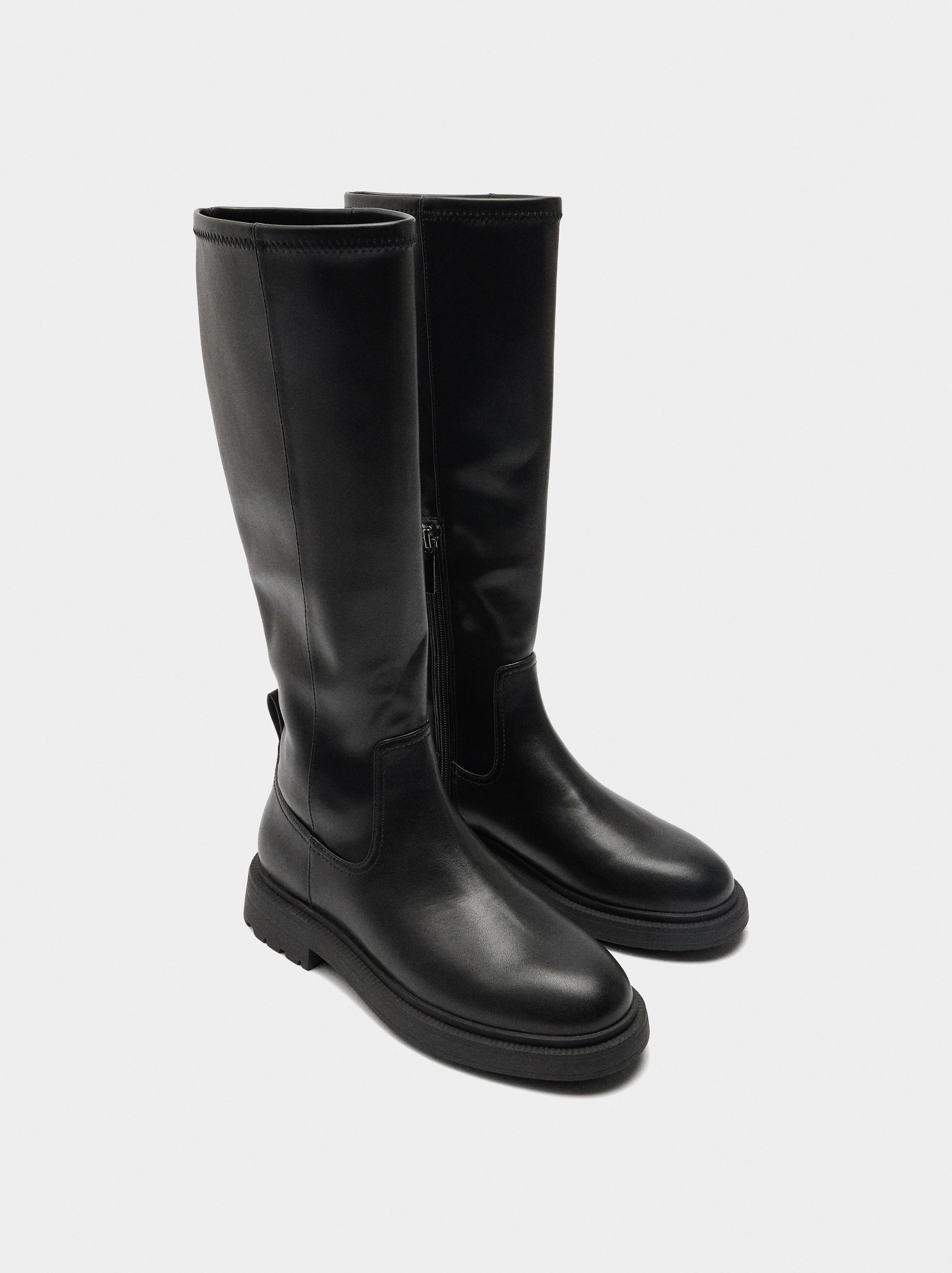 Bottes hautes avec talon bas image number 2.0