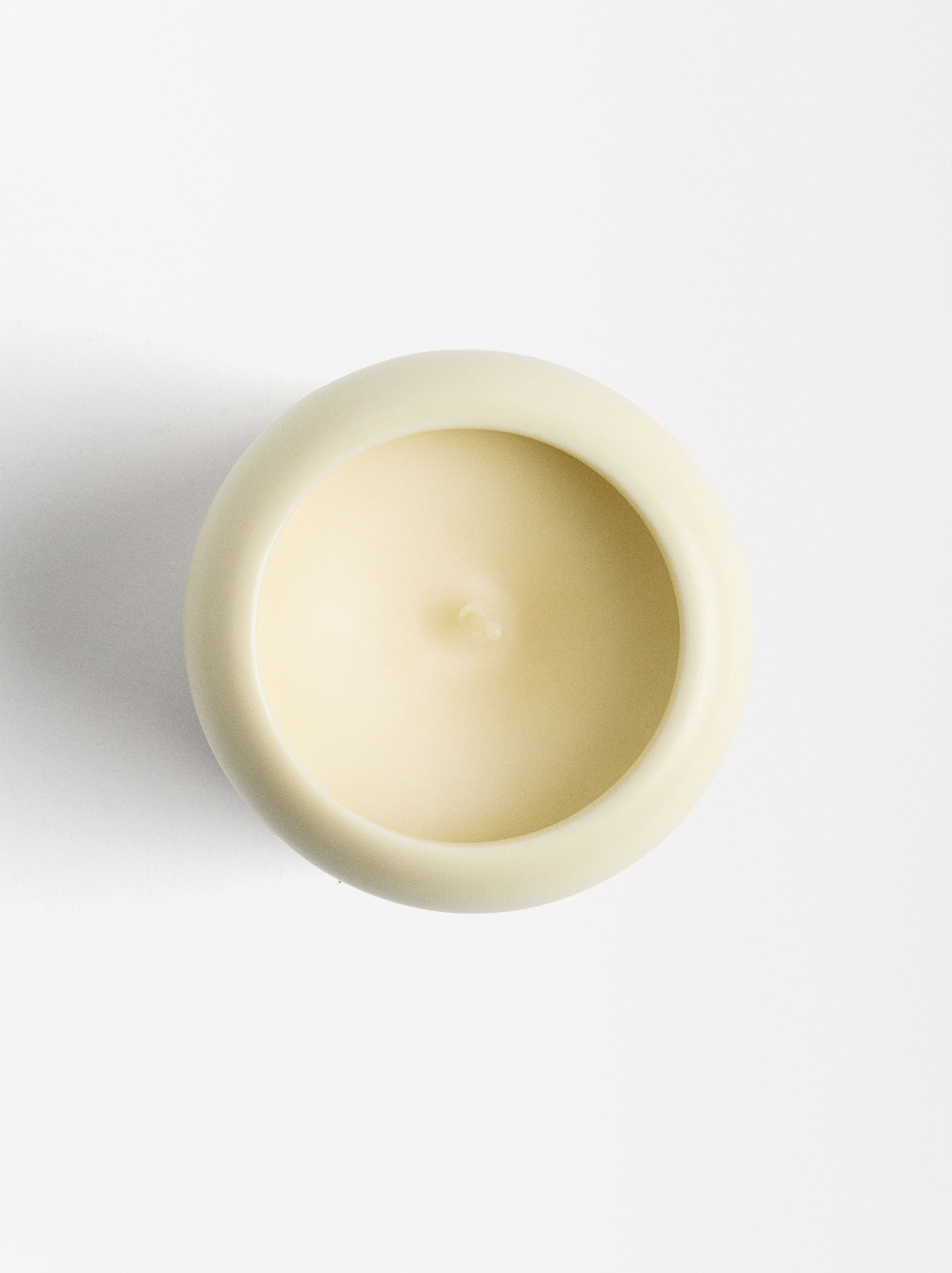 Scented candle Crystal Petals image number 1.0