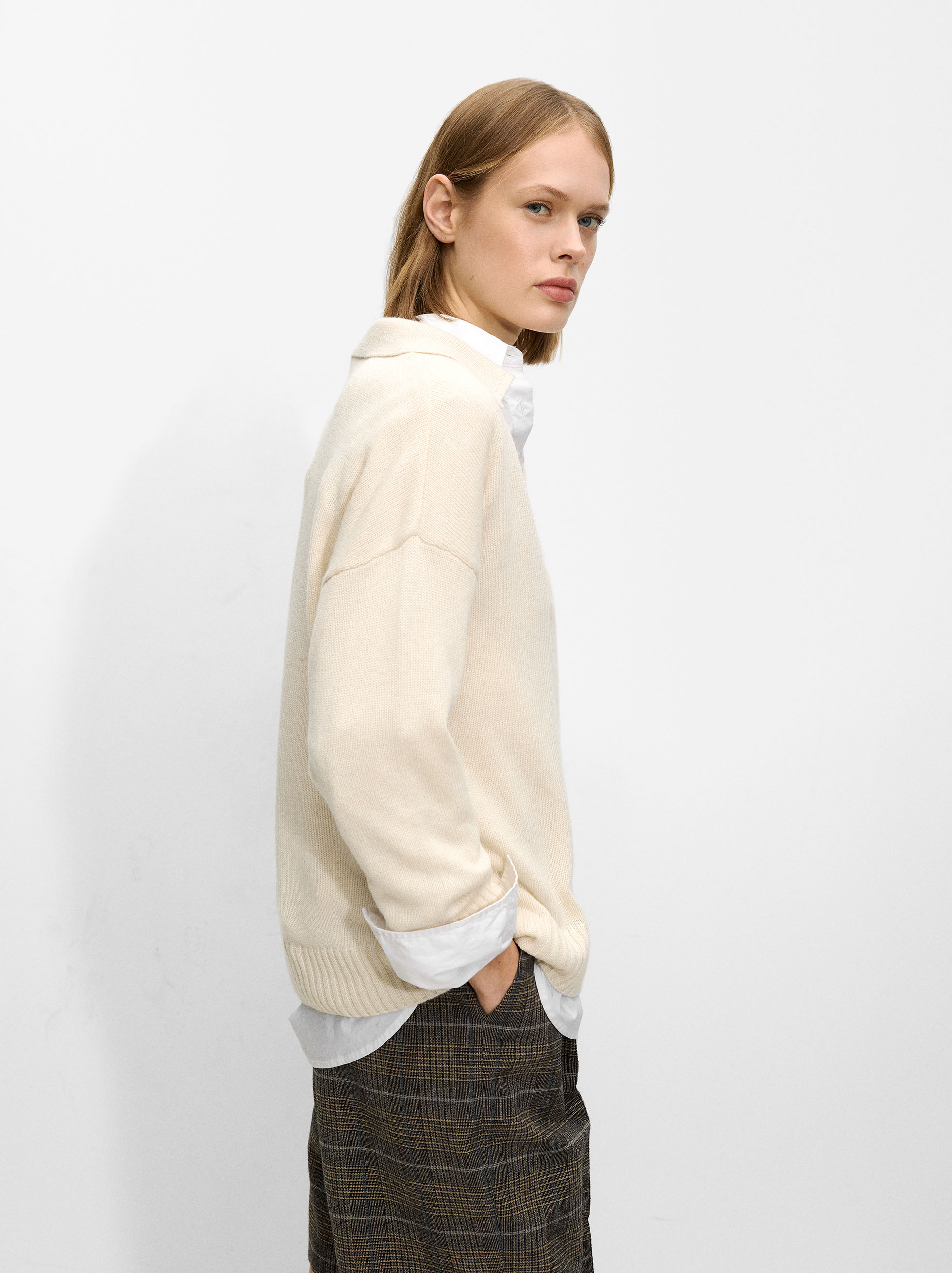Knitted sweater with wool image number 2.0