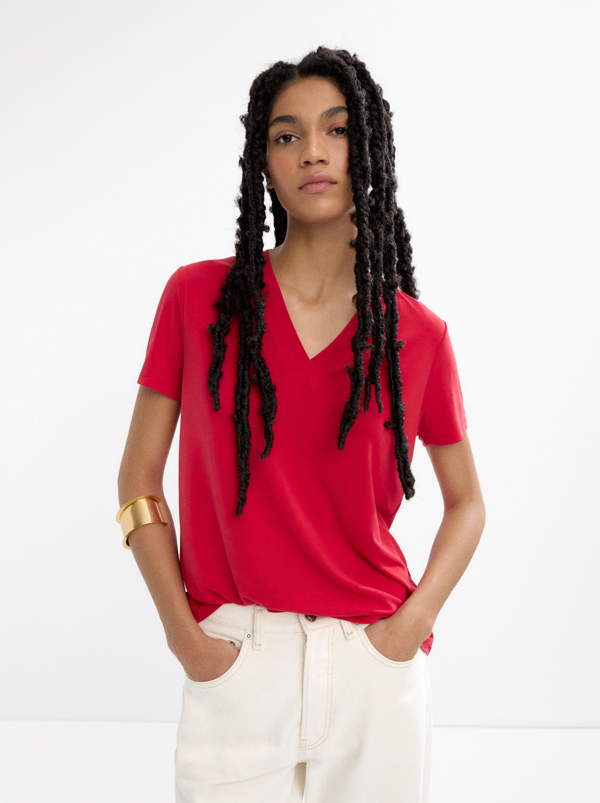 T-shirt à col en v