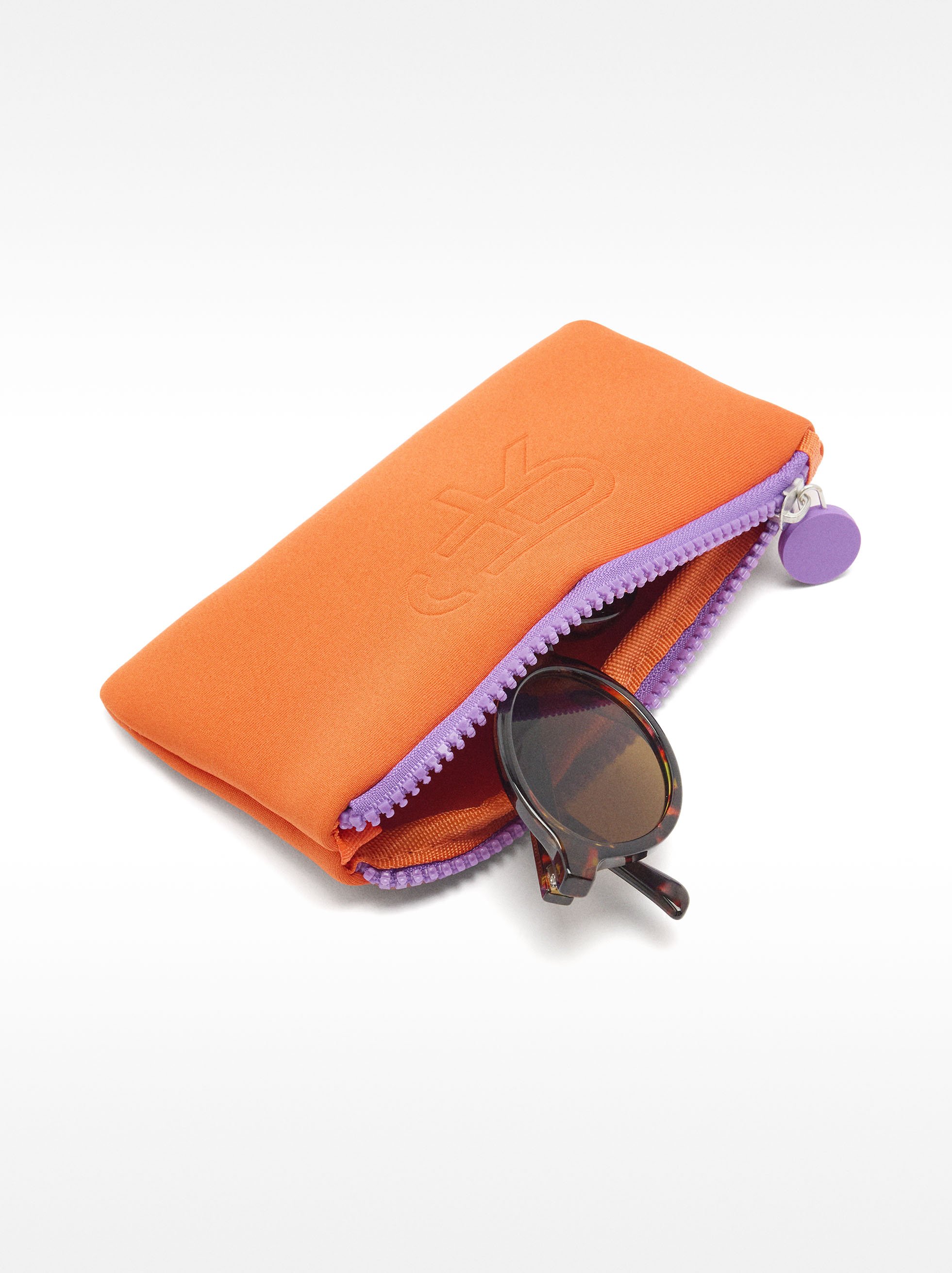 Round sunglasses  image number 4.0