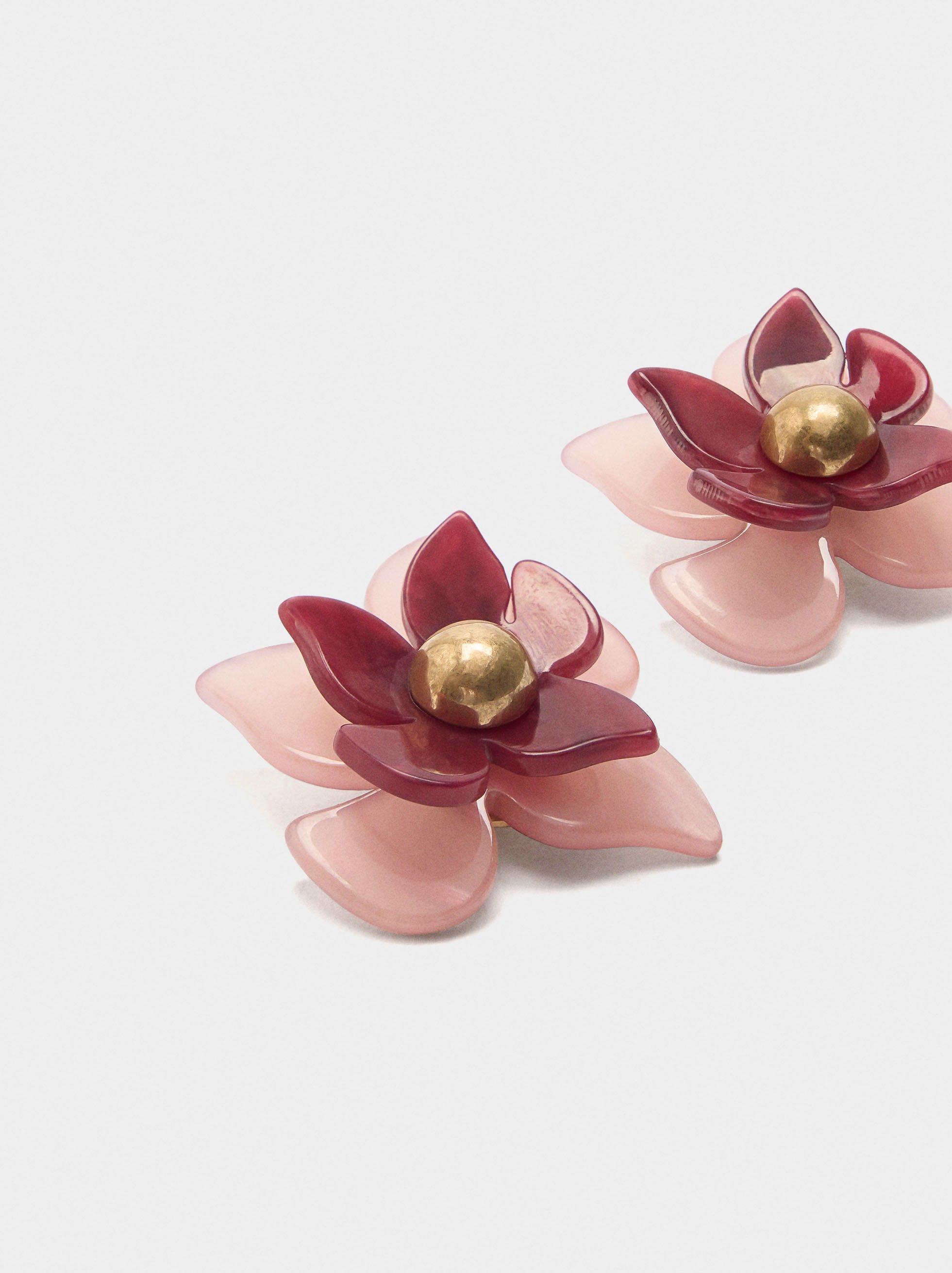 Resin flower earrings image number 1.0