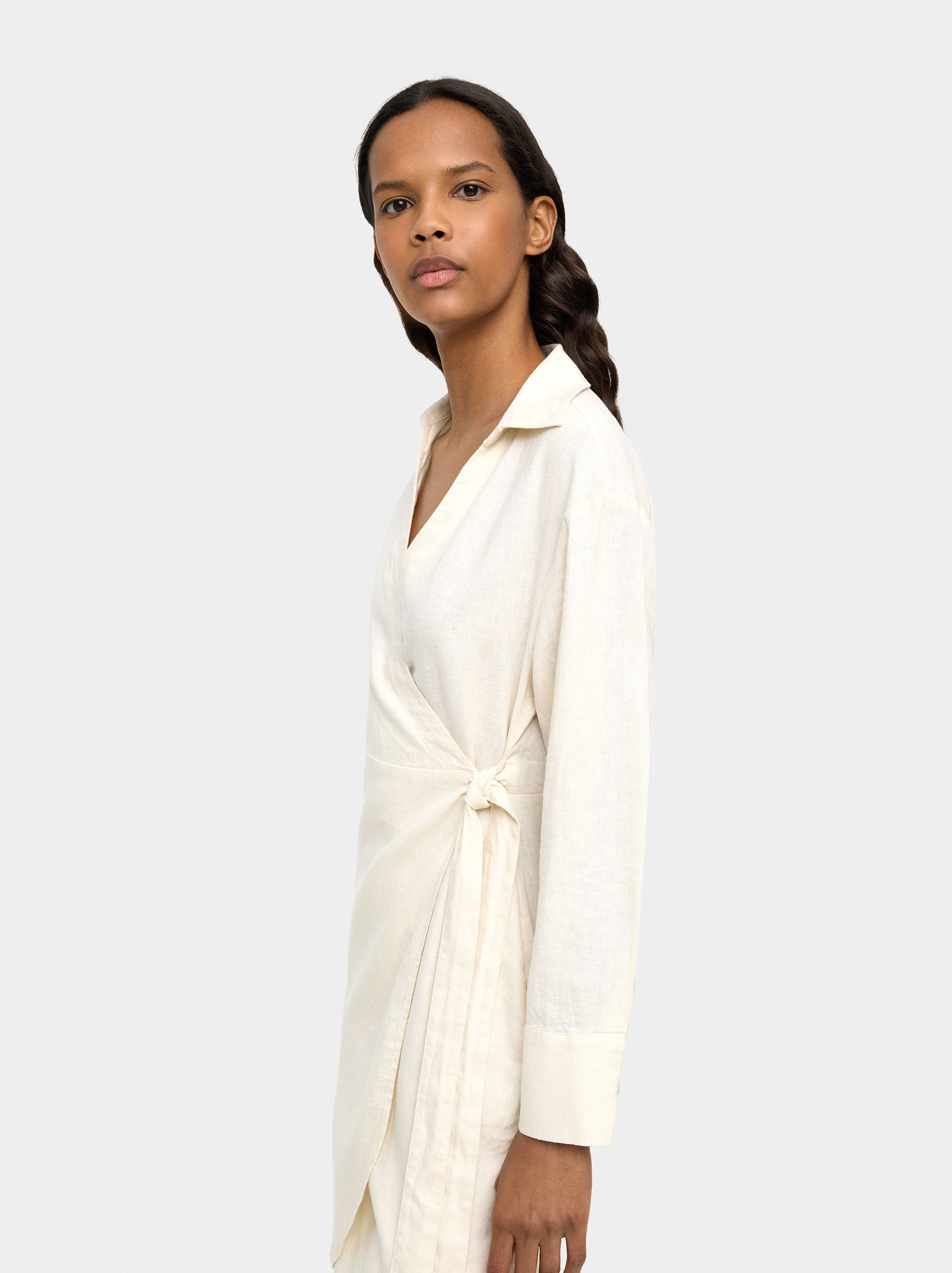Wrap dress with linen image number 1.0