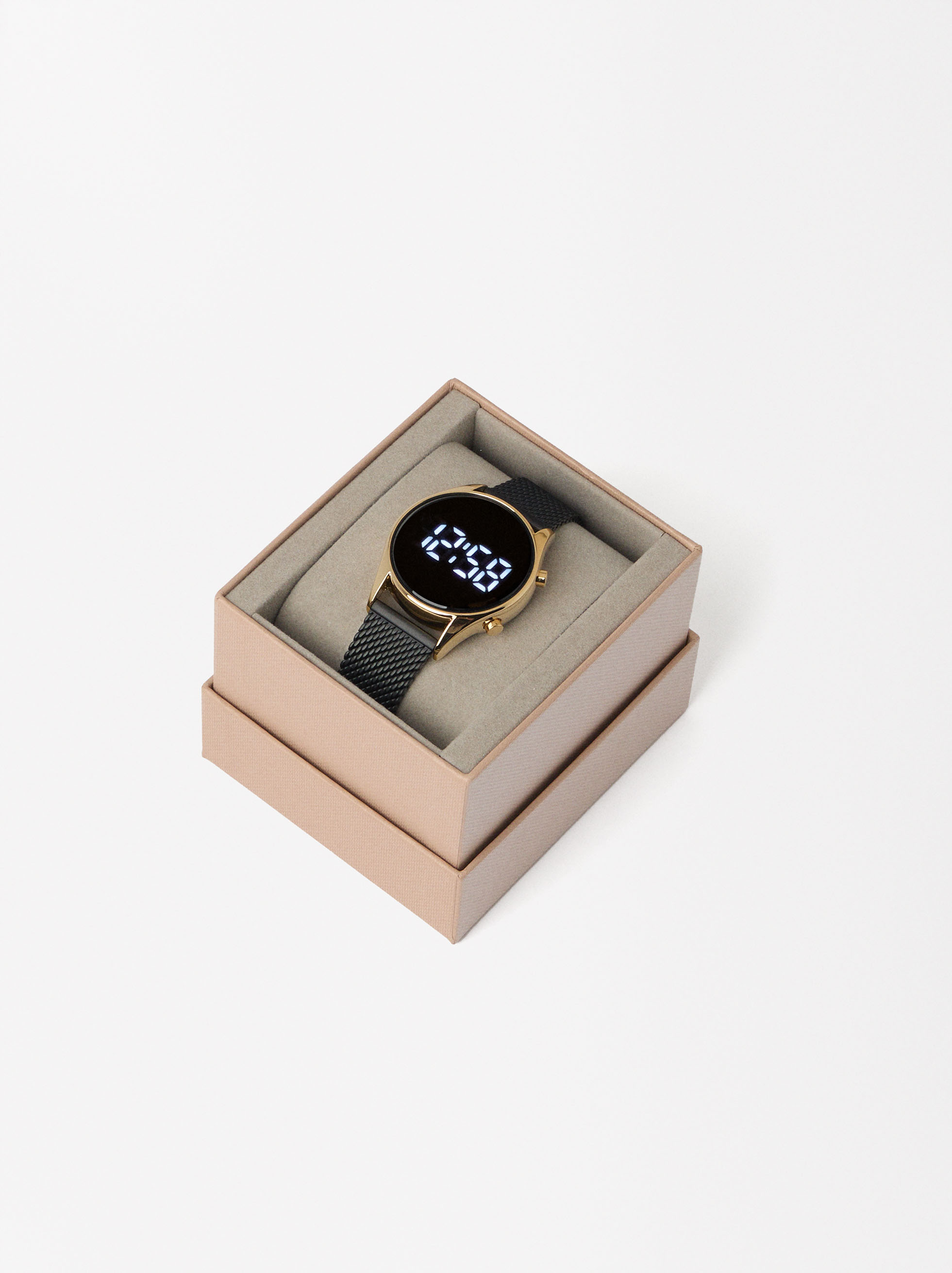 Digital watch with stainless steel wristband image number 4.0