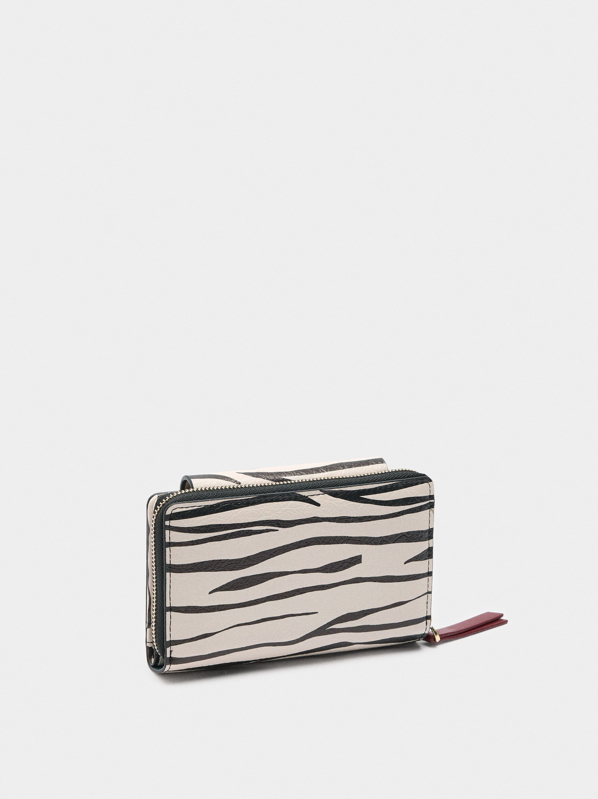 Printed animal wallet M image number 2.0