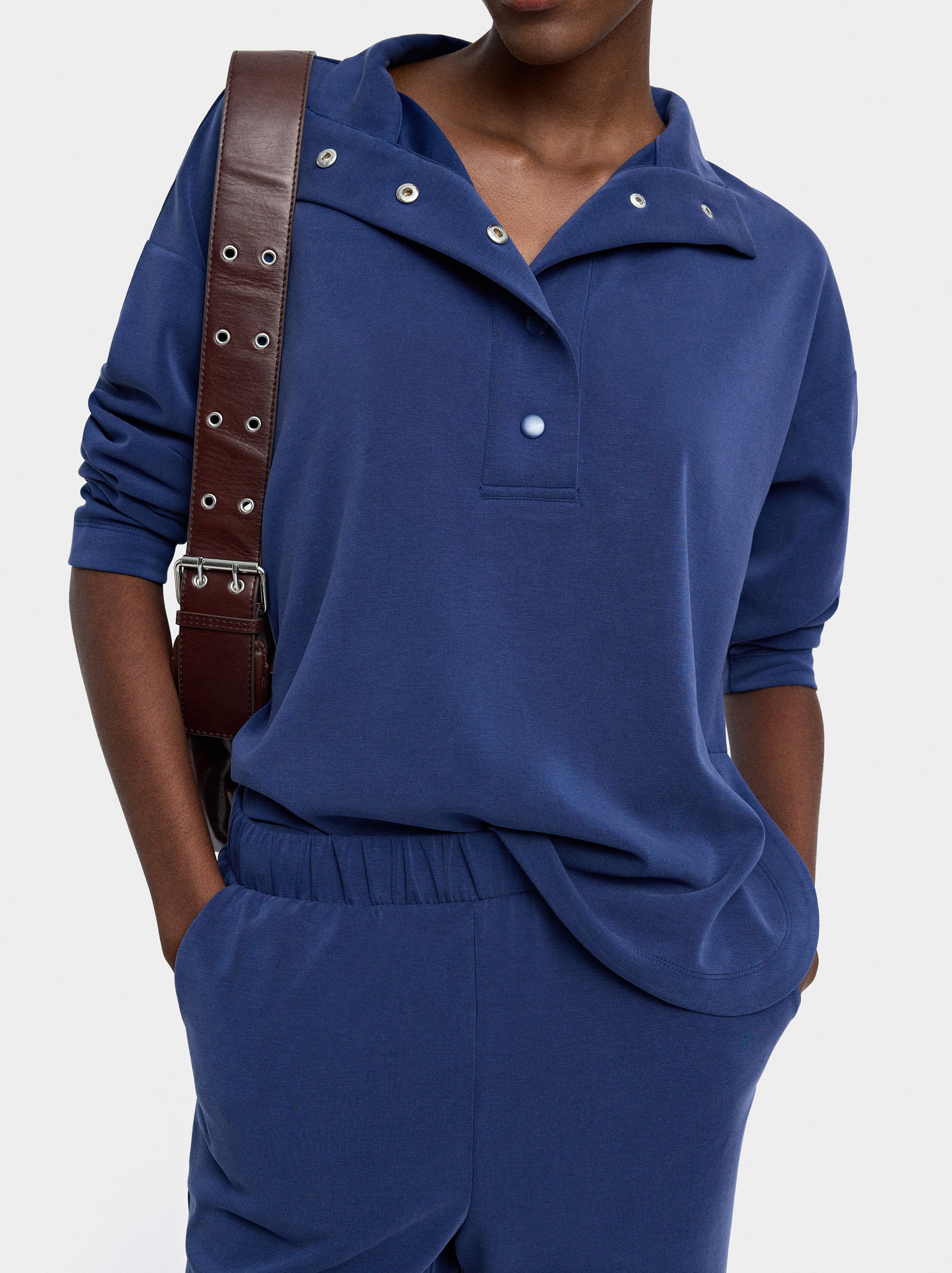 Sweatshirt with buttons image number 0.0