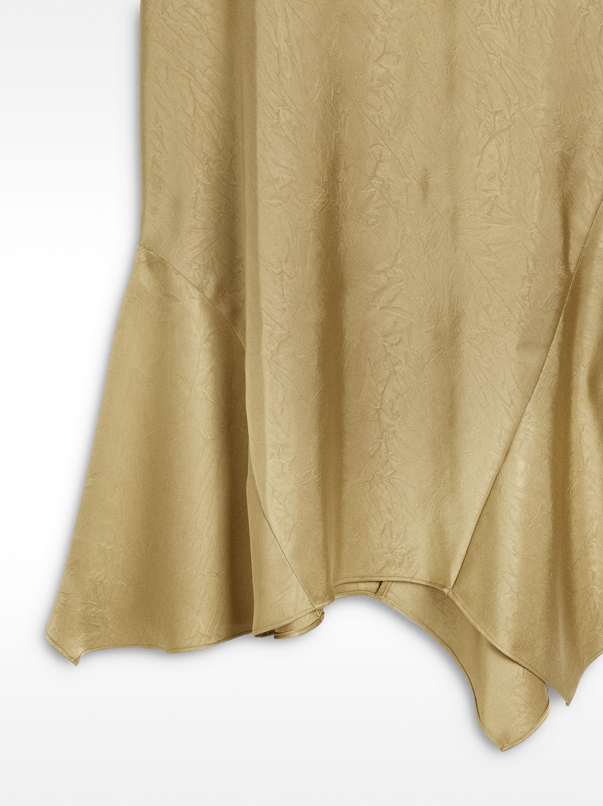Long skirt with crinkled effect image number 6.0