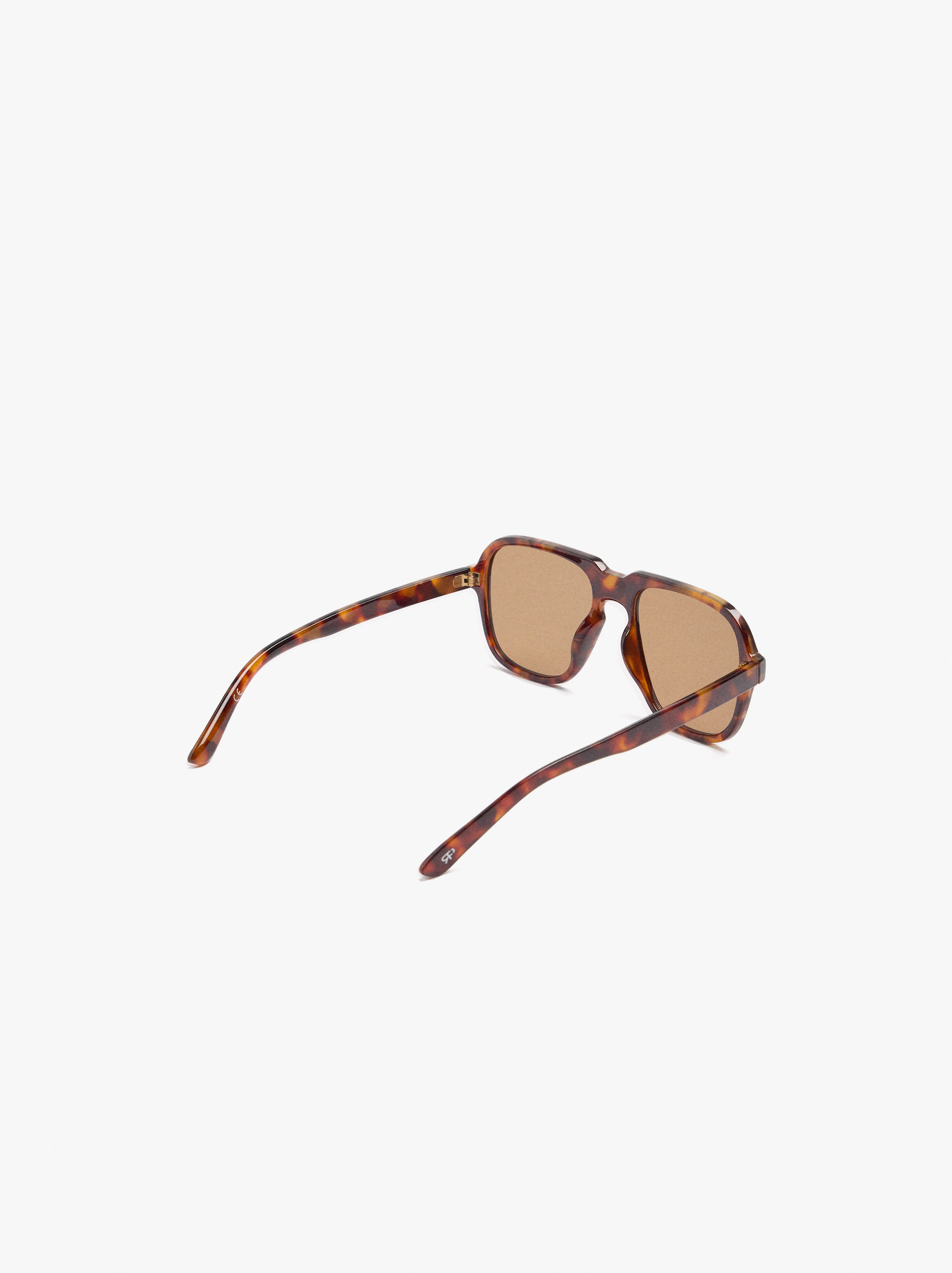 Round sunglasses  image number 2.0