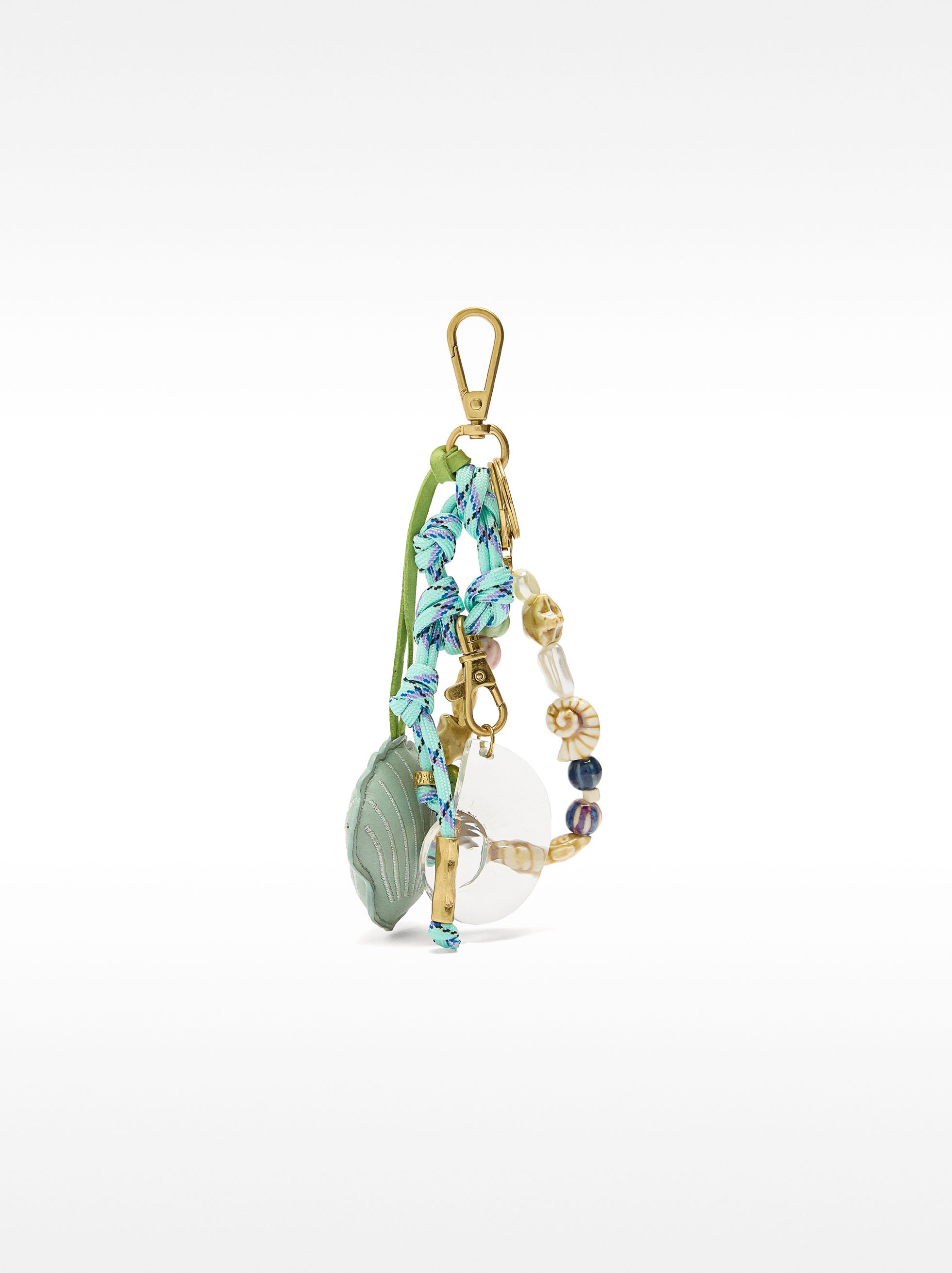 Keychain charm with shells image number 0.0