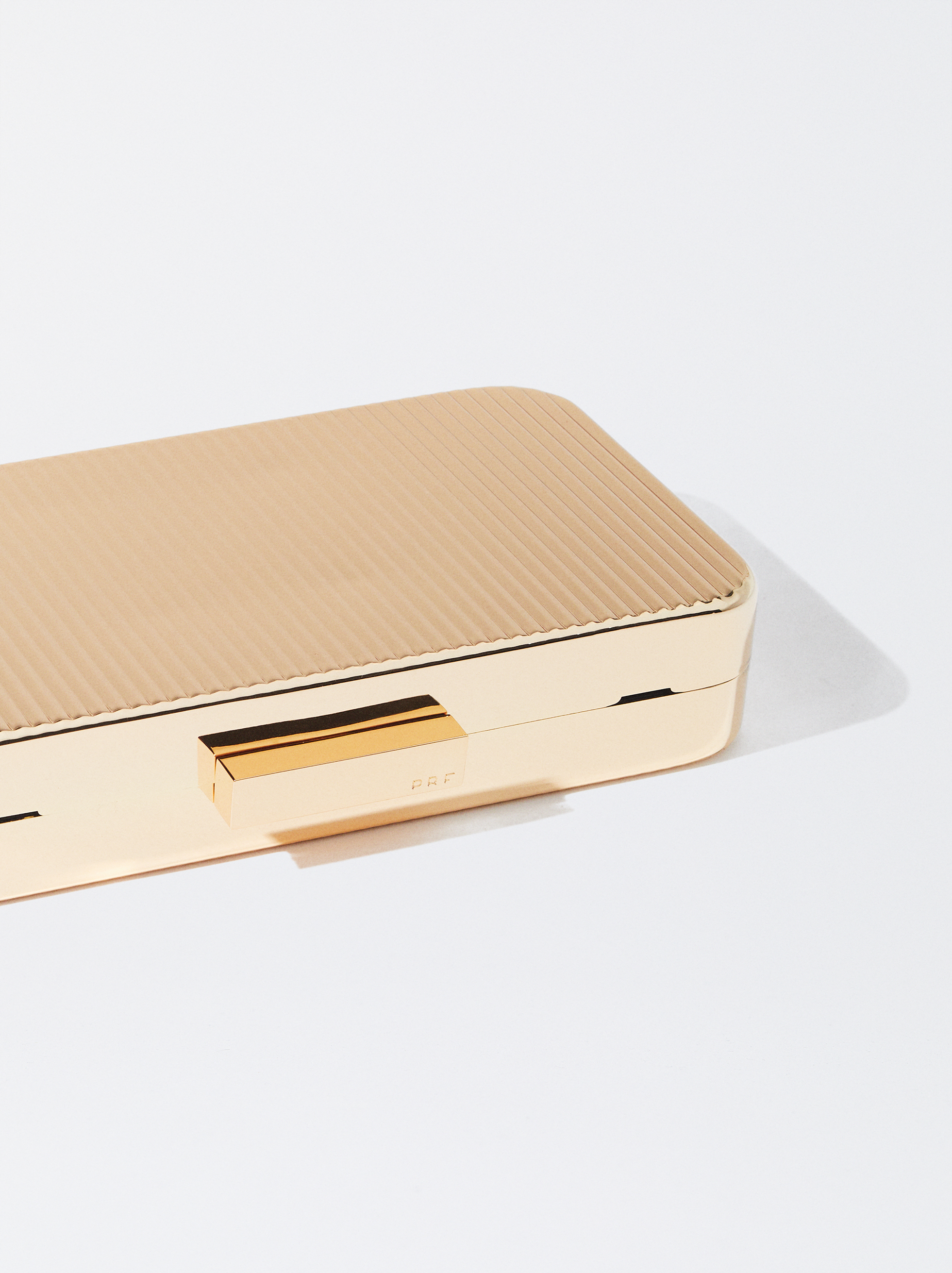 Golden party clutch image number 1.0