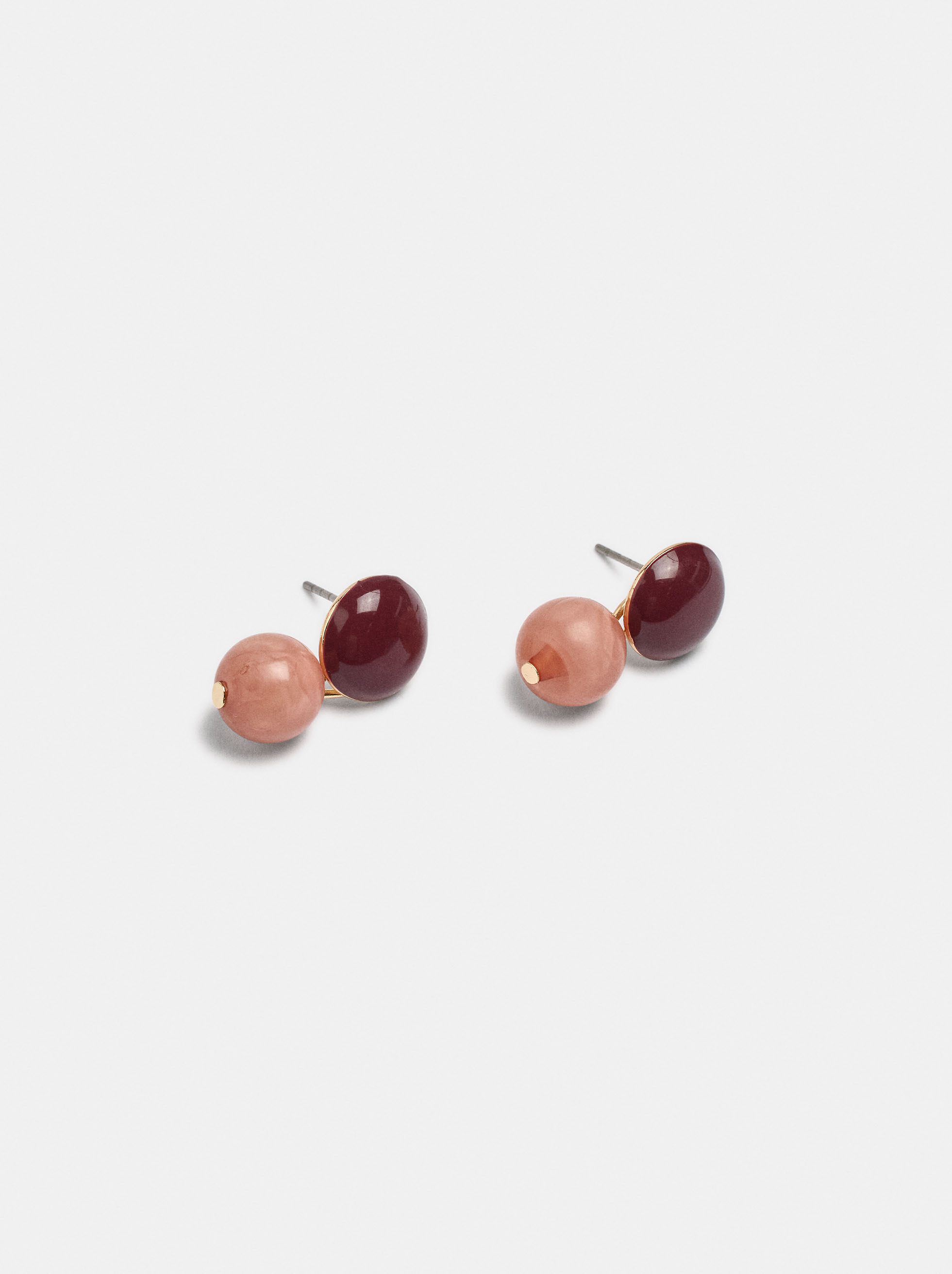 Short earrings with stones image number 1.0