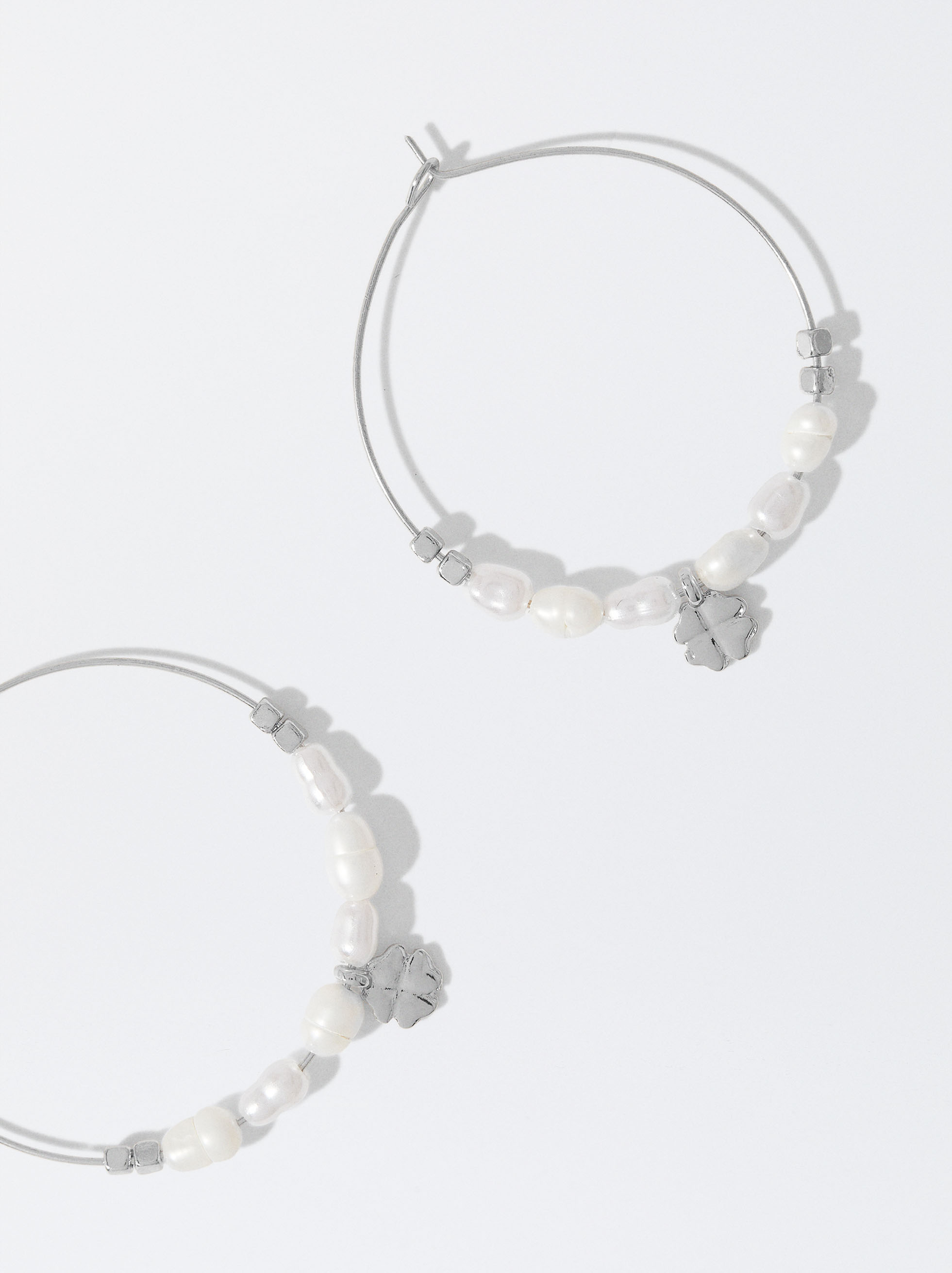 Hoop Earrings With Freshwater Pearls image number 1.0
