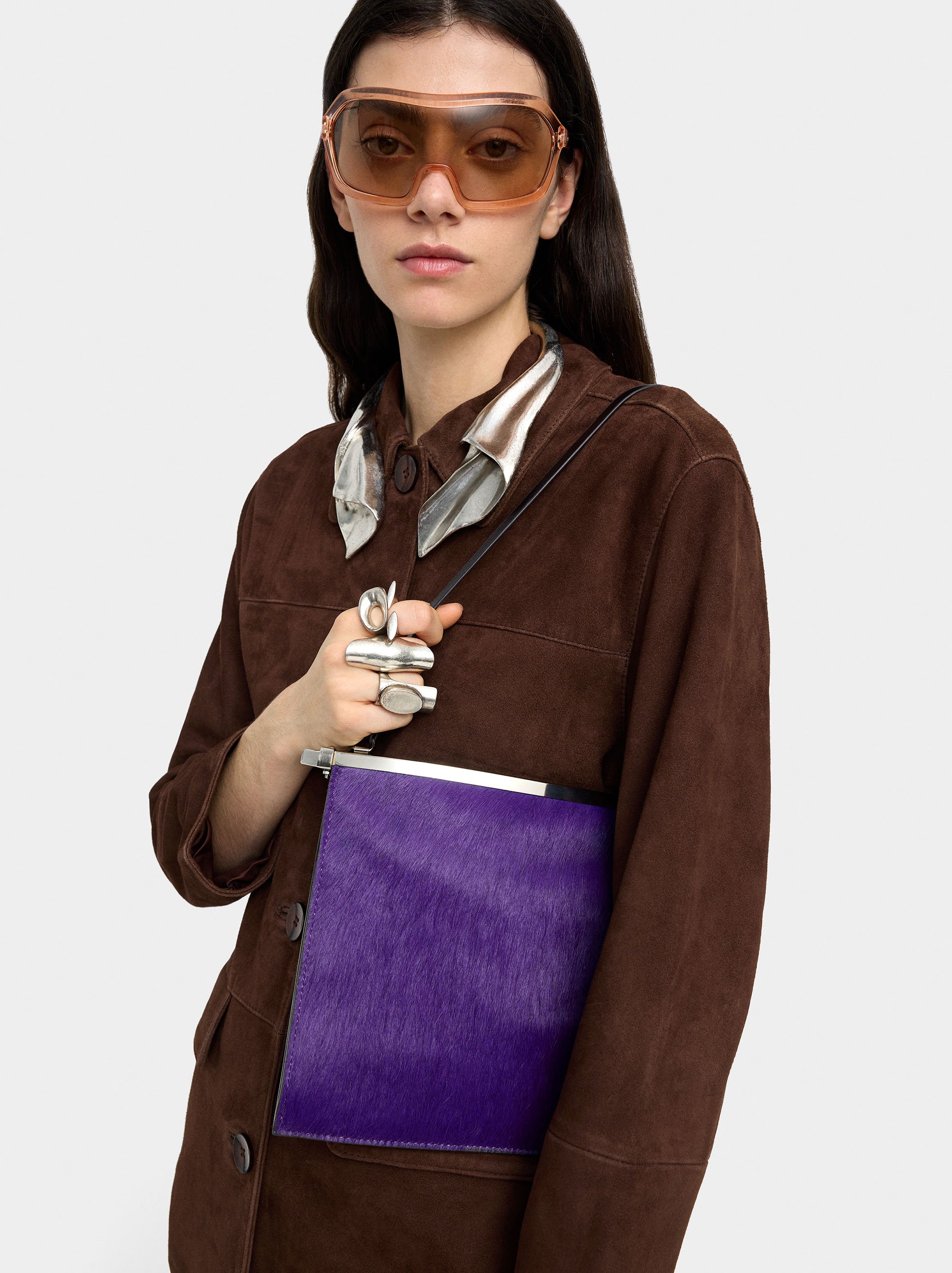 Leather shoulder bag image number 1.0