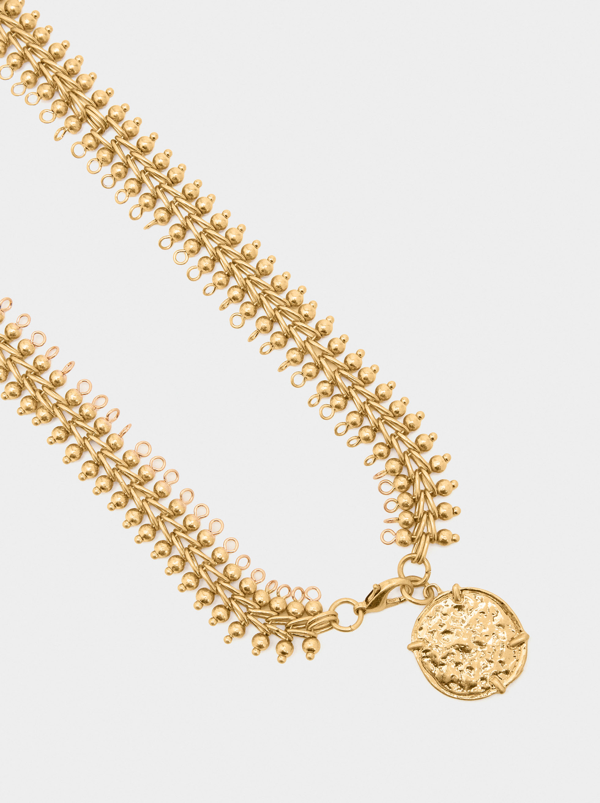 Collaret curt ample amb medalla image number 1.0