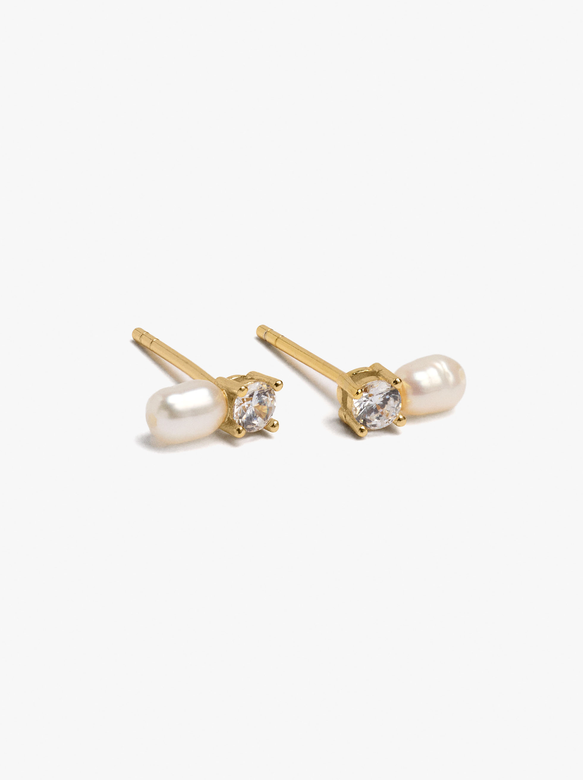 Boucles d'oreilles avec perle et zircone plaqu&eacute; or 18 ct - argent sterling 925 image number 1.0