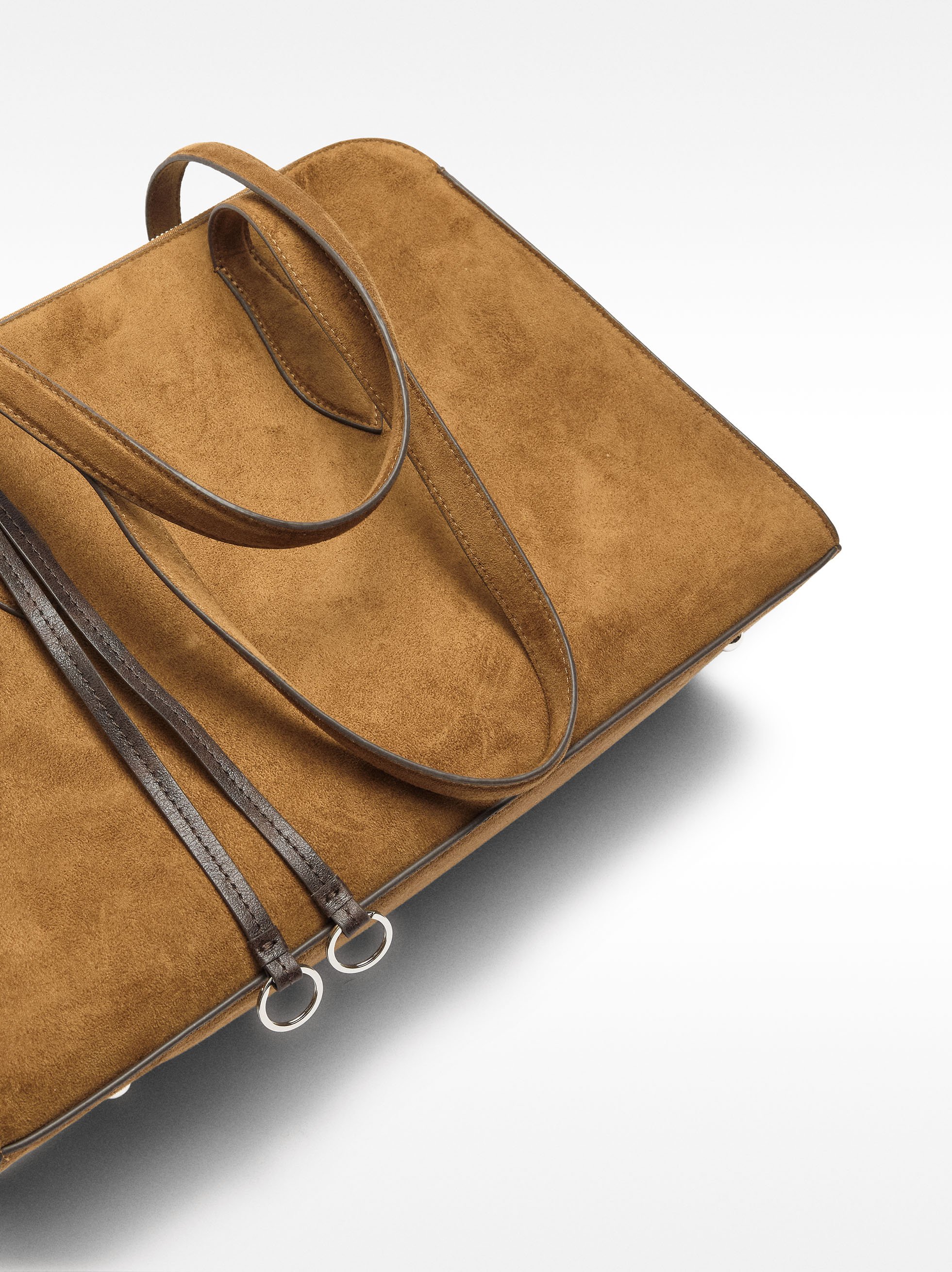 Laptop bag with leather-effect image number 2.0