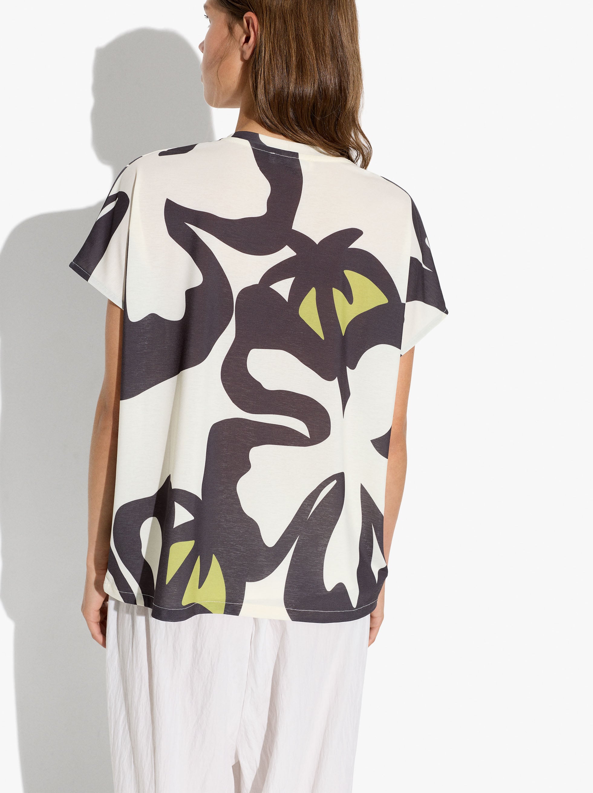 Samarreta estampat floral image number 3.0