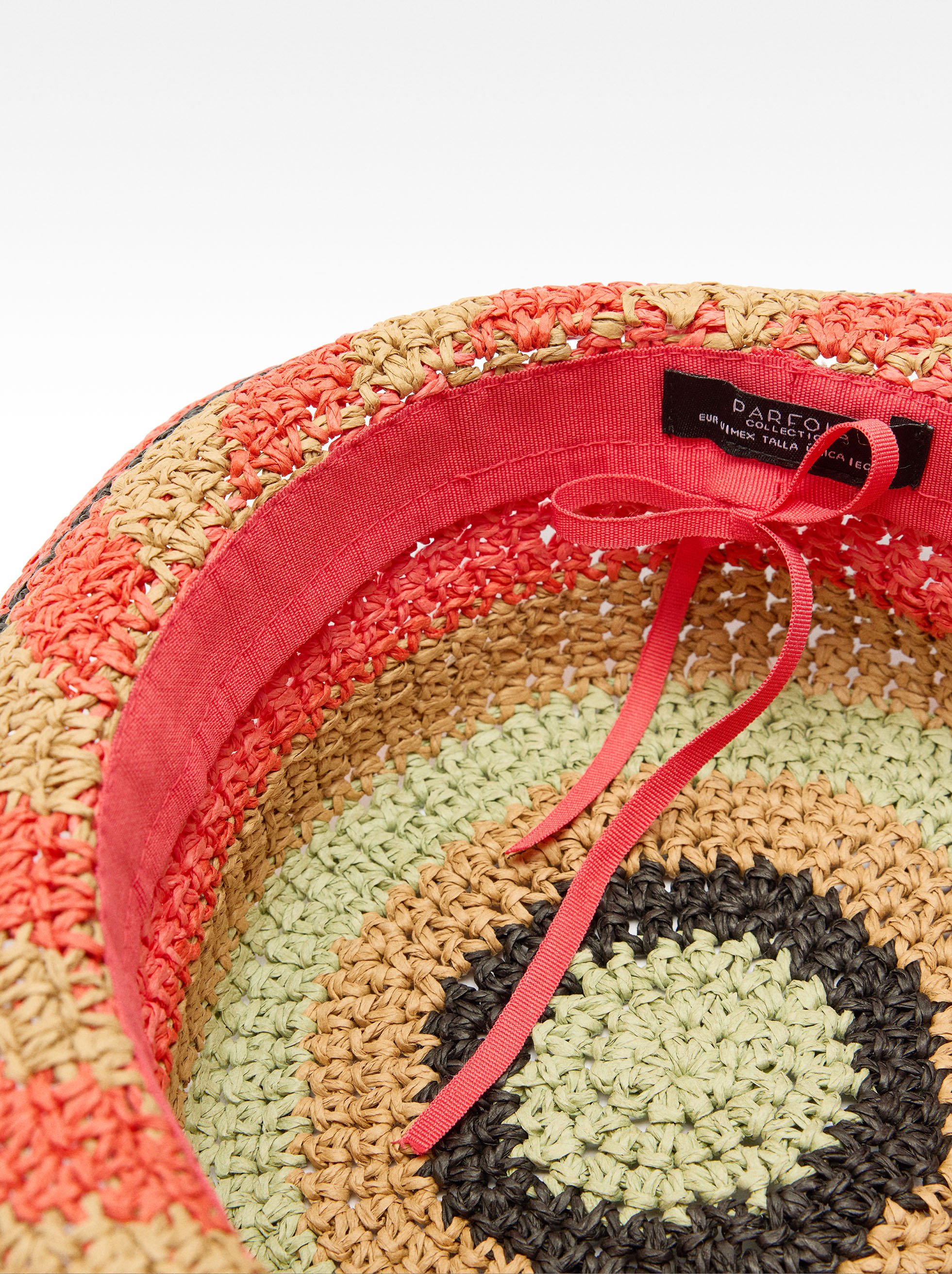 Bucket bag hat with straw effect image number 3.0