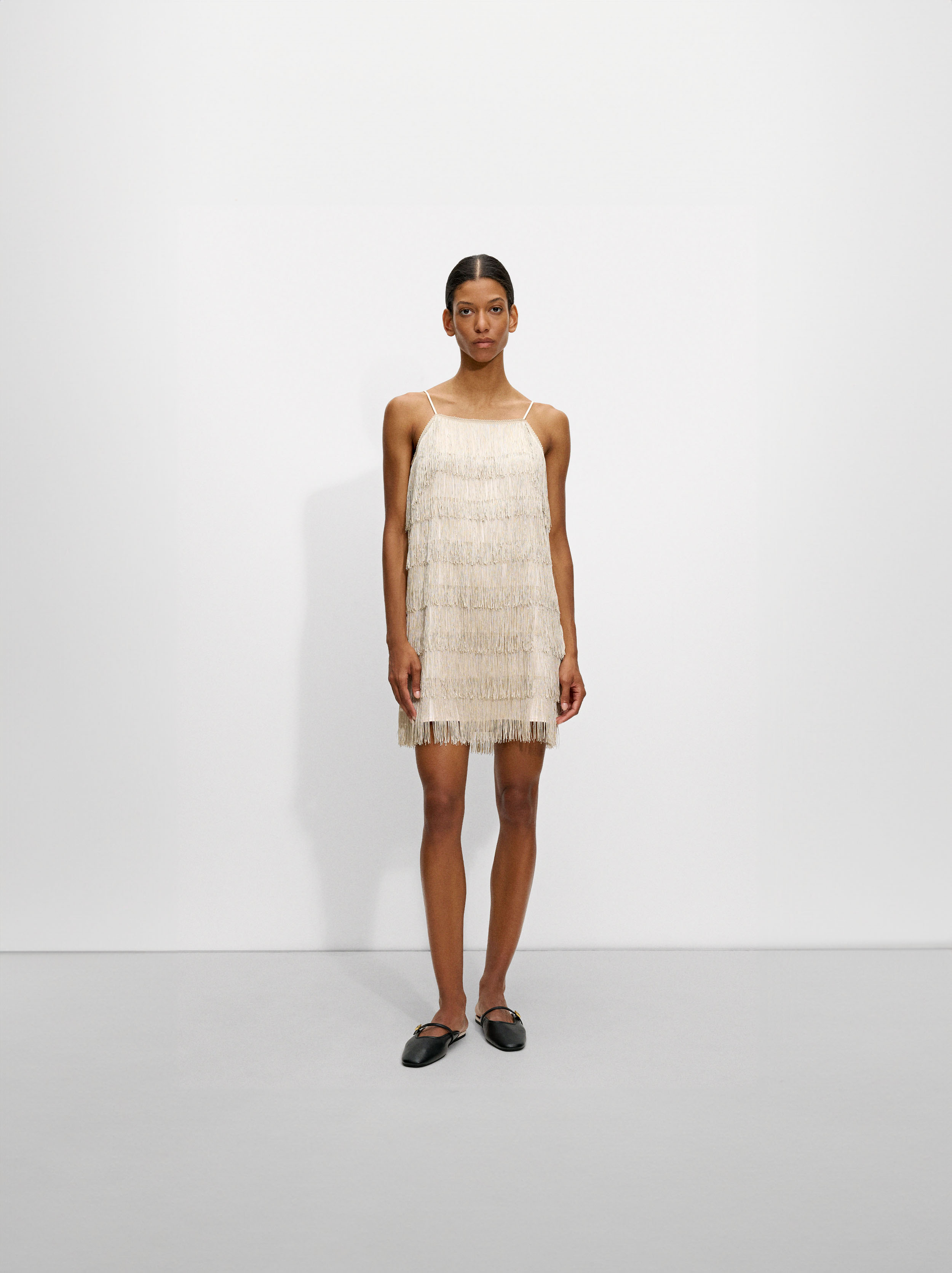 Kurzes Kleid mit Fransen image number 6.0