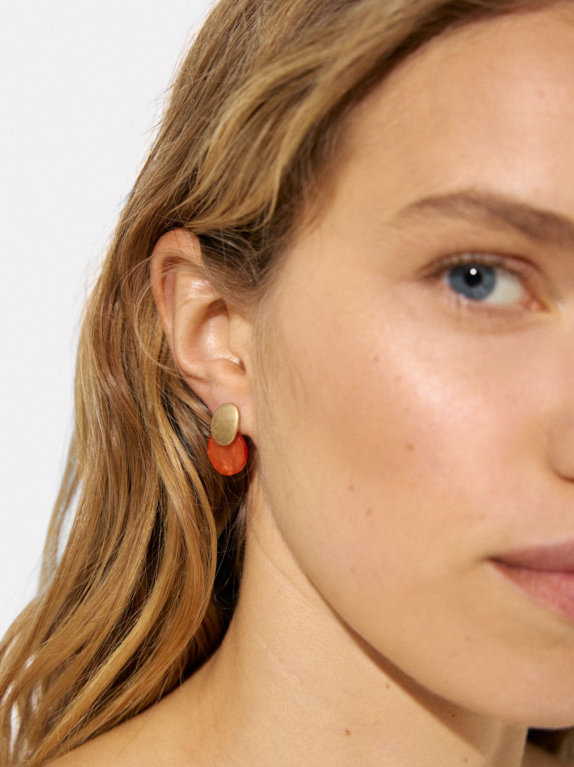 Pendientes cortos redondos image number 1.0