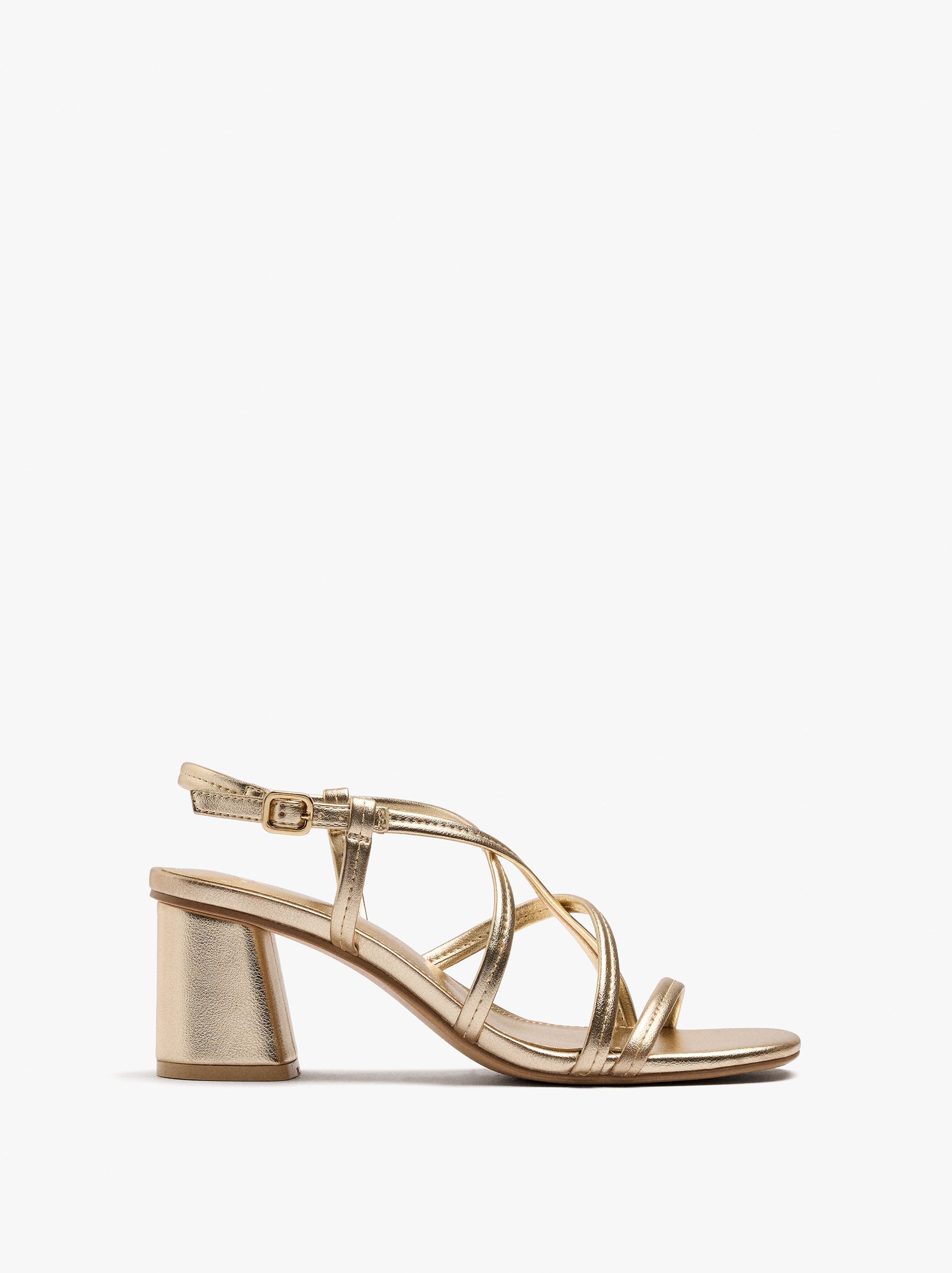 Wide-heeled sandals with crossed straps image number 1.0