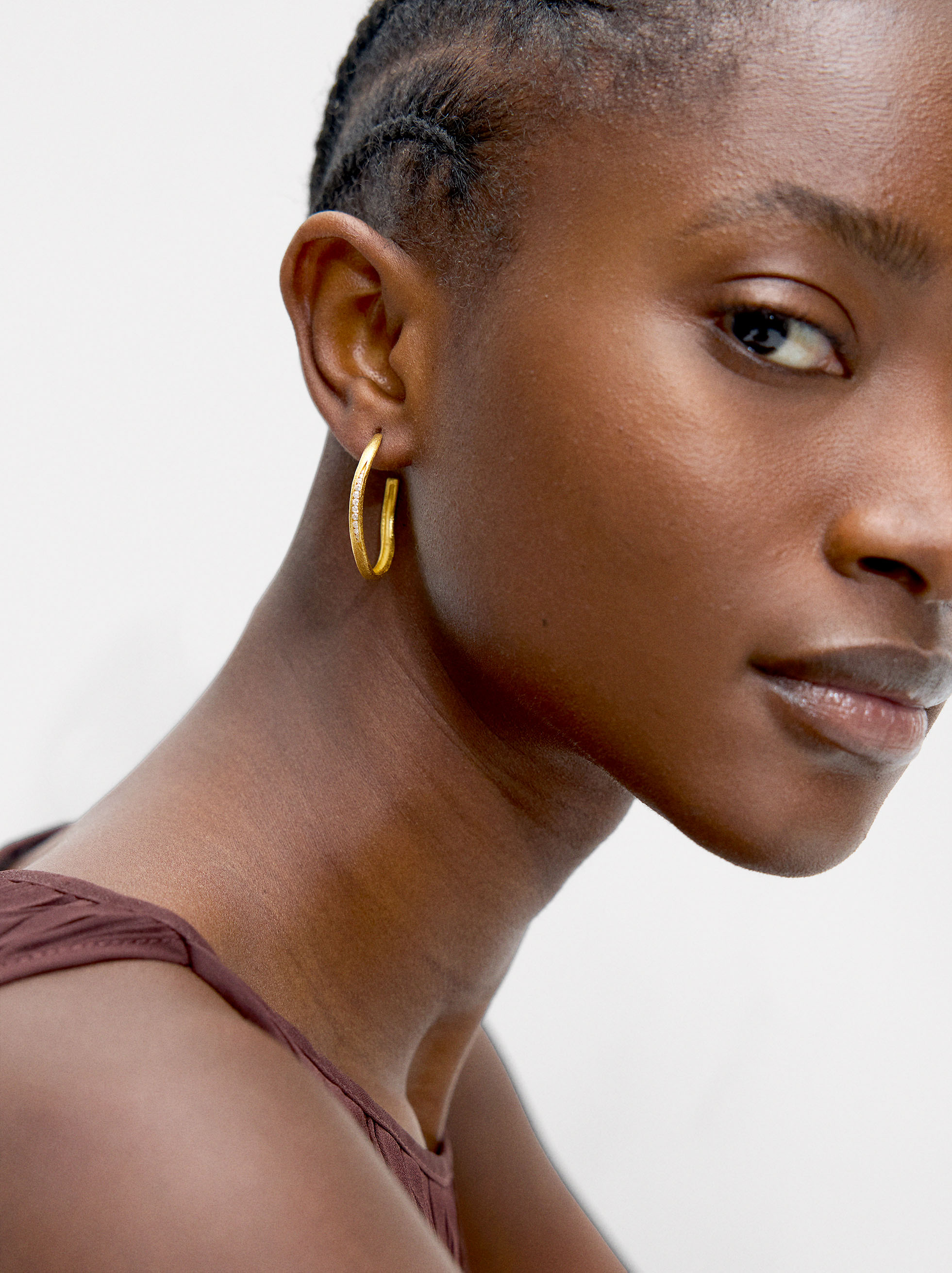 Irregular hoops with zirconias - 925 sterling silver image number 0.0