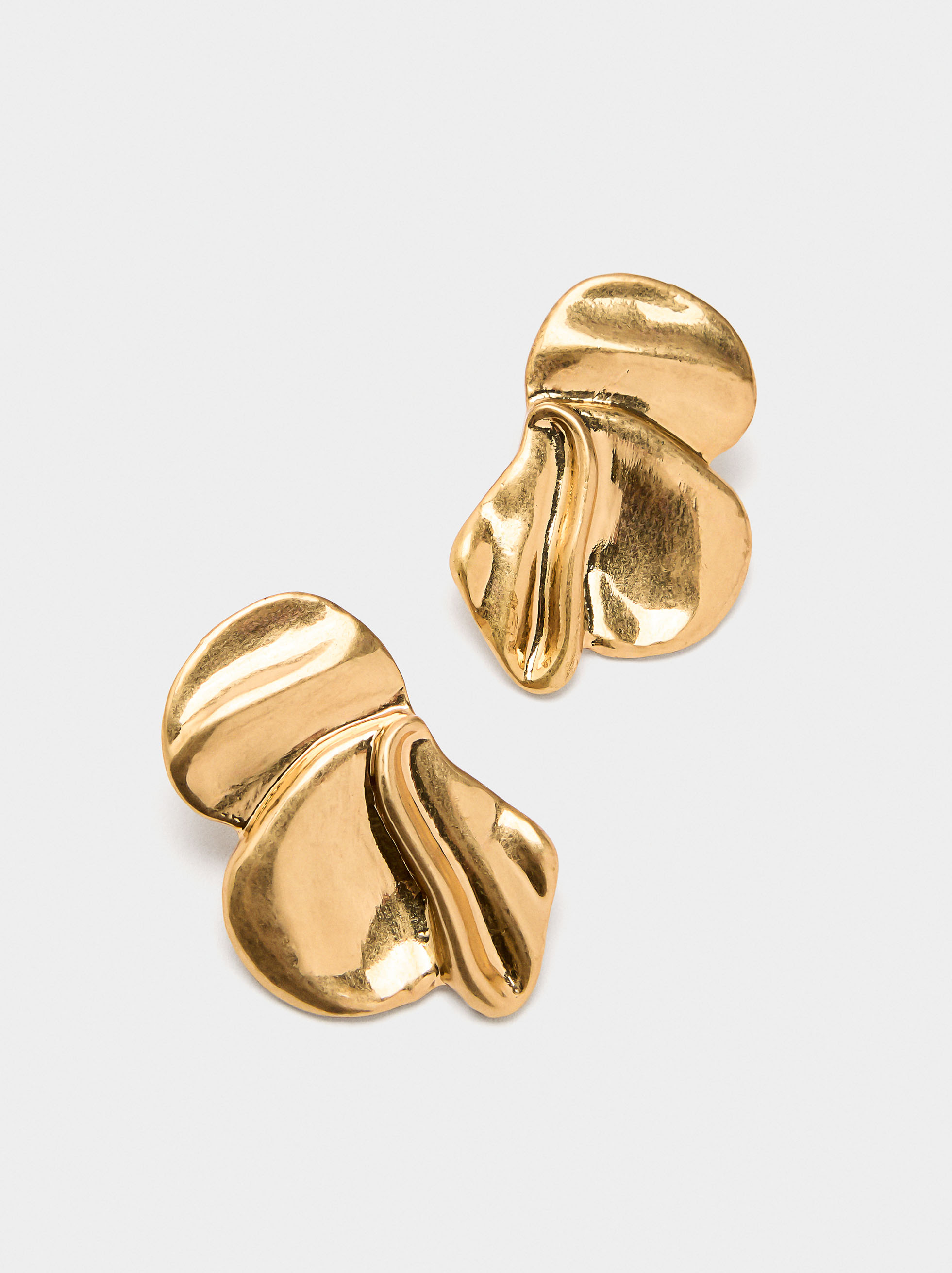 Ohrringe aus halber Blume image number 1.0