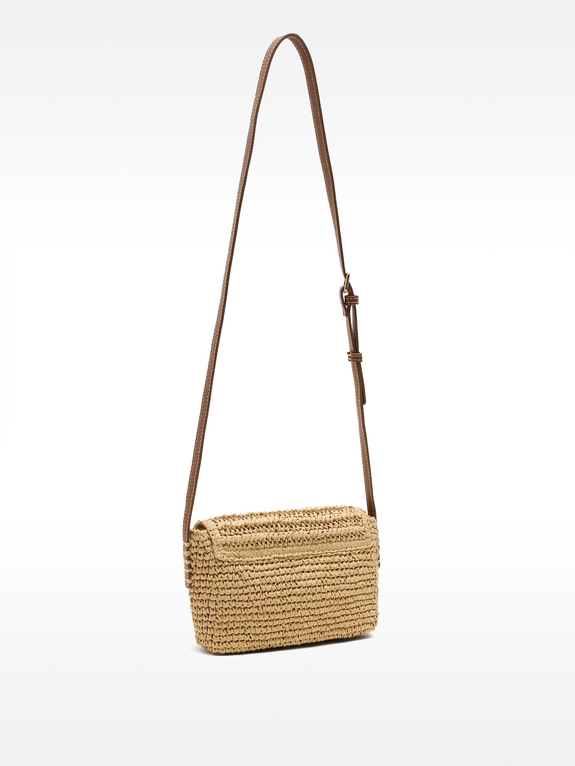 Bolso bandolera efecto rafia image number 3.0