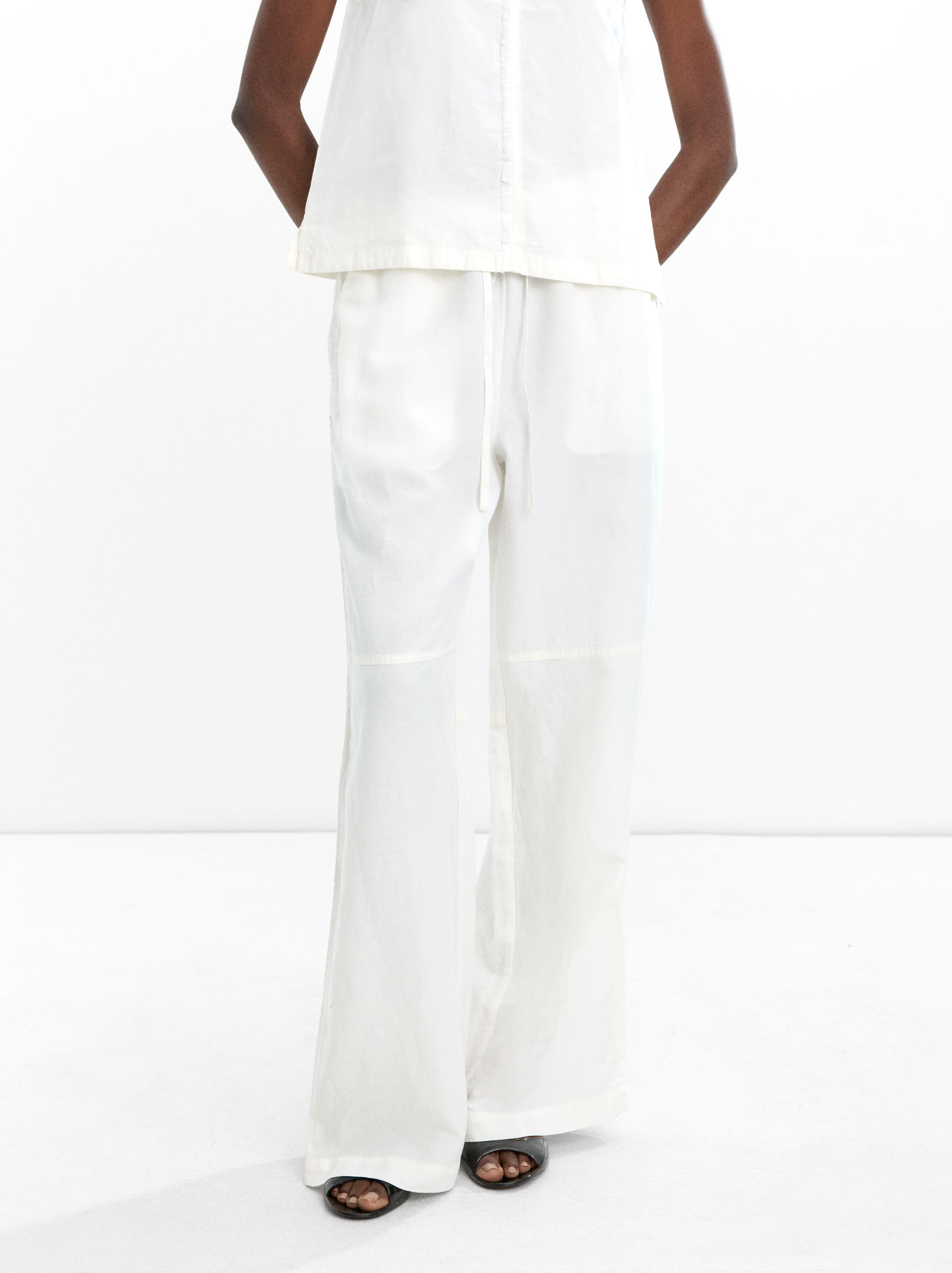 Trousers in a linen and lyocell blend image number 1.0