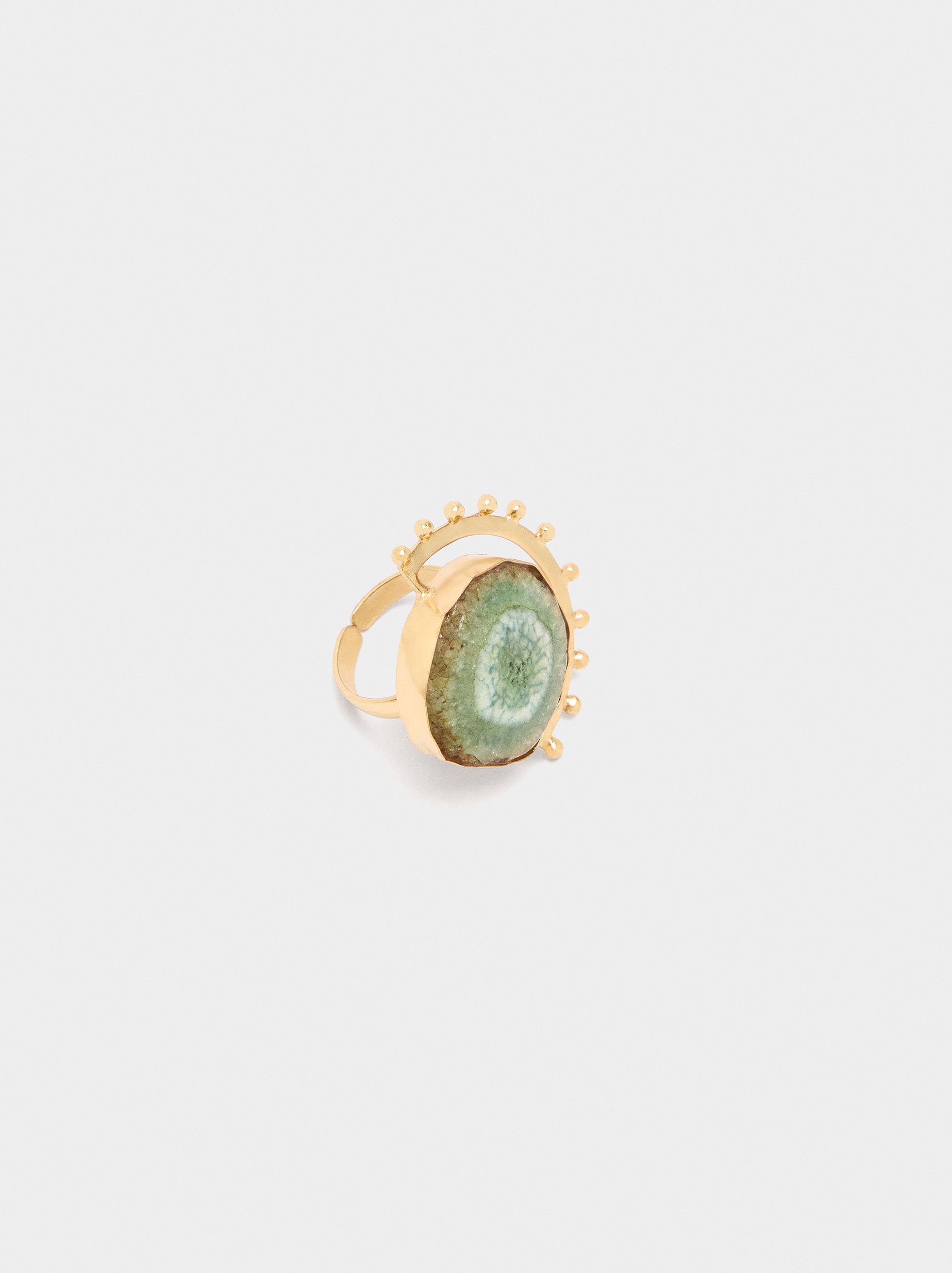 Round ring with stone image number 3.0