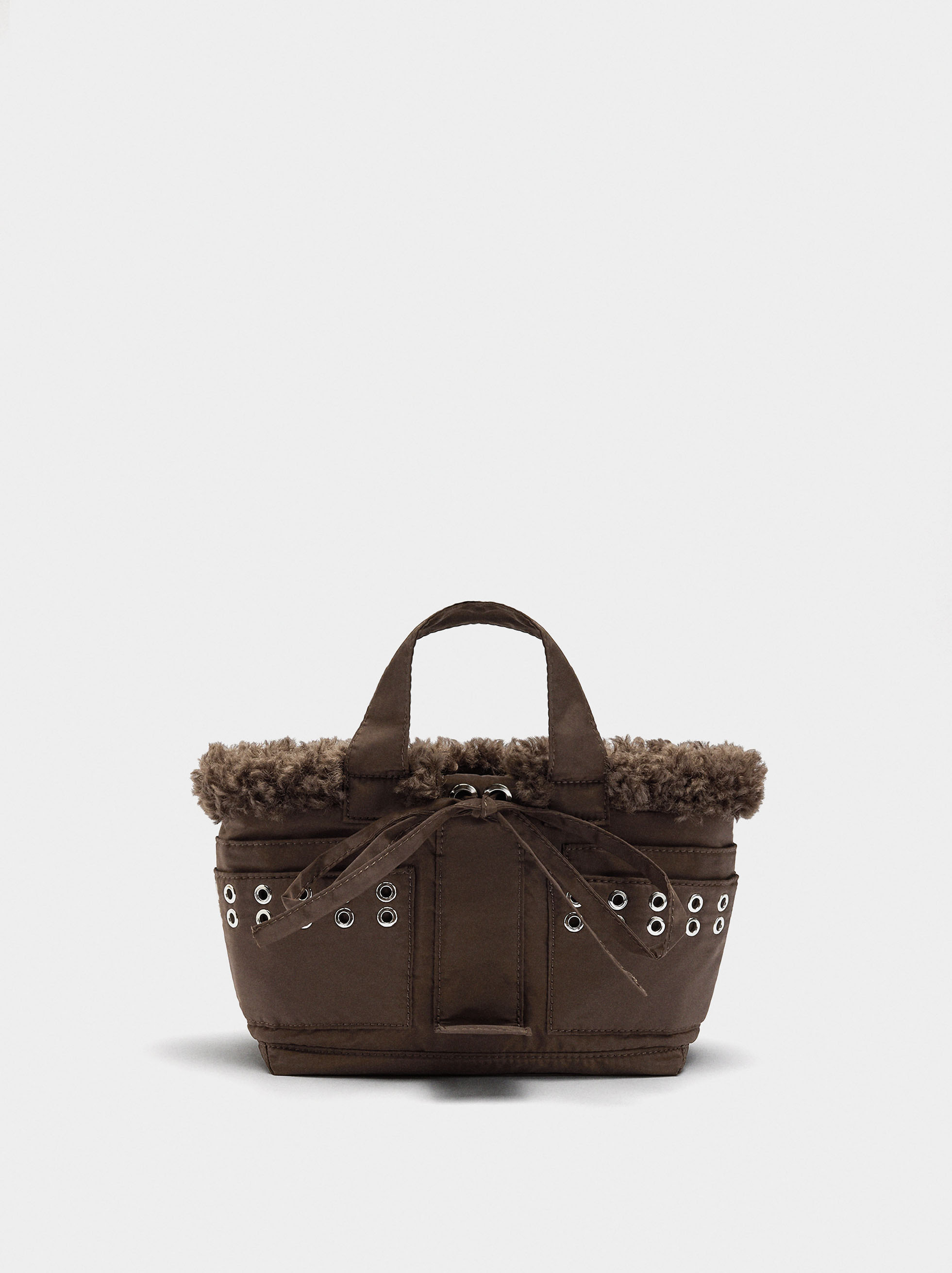 Tote bag of nylon with edge fur effect image number 0.0