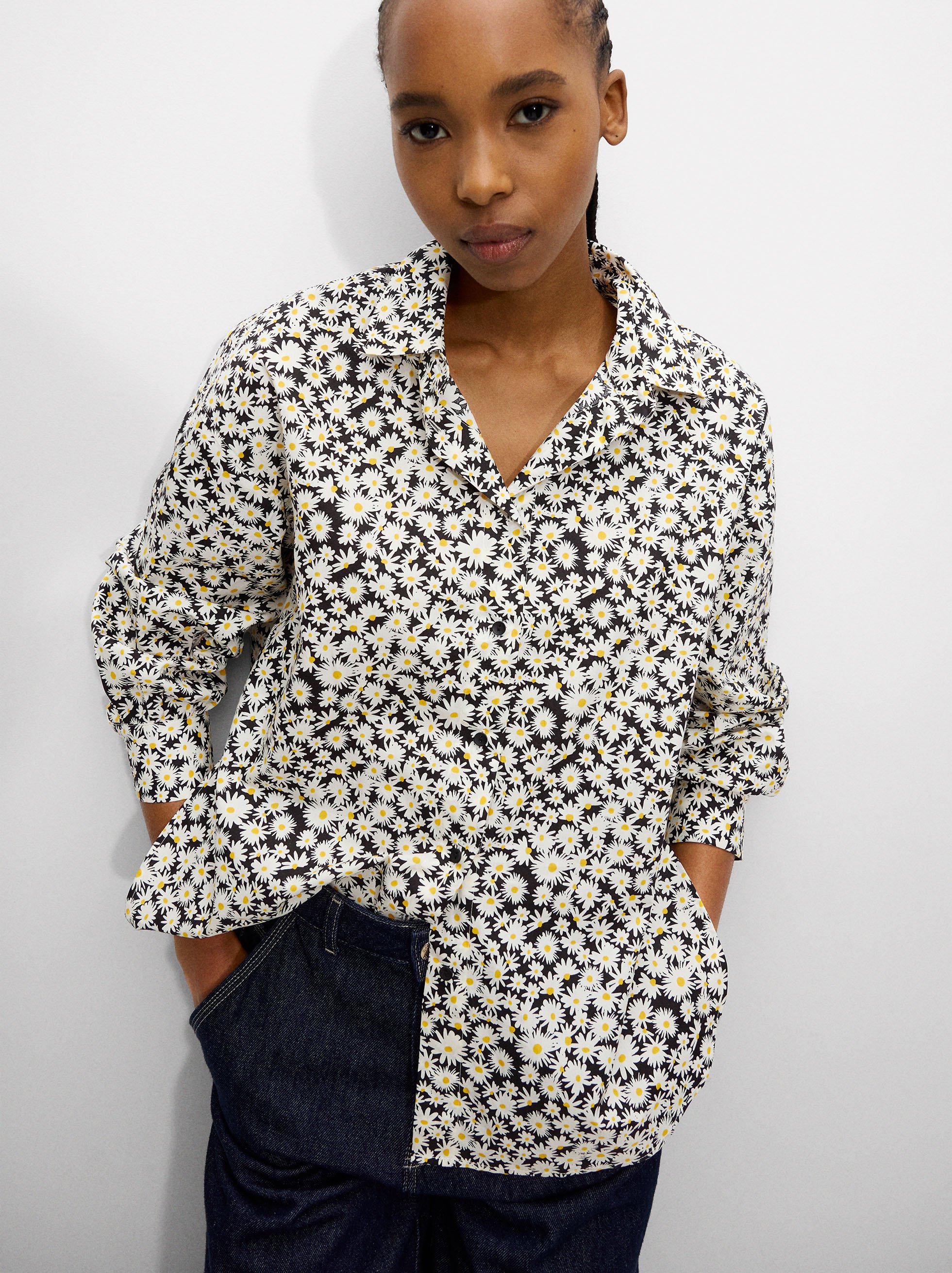 Daisy print shirt image number 1.0