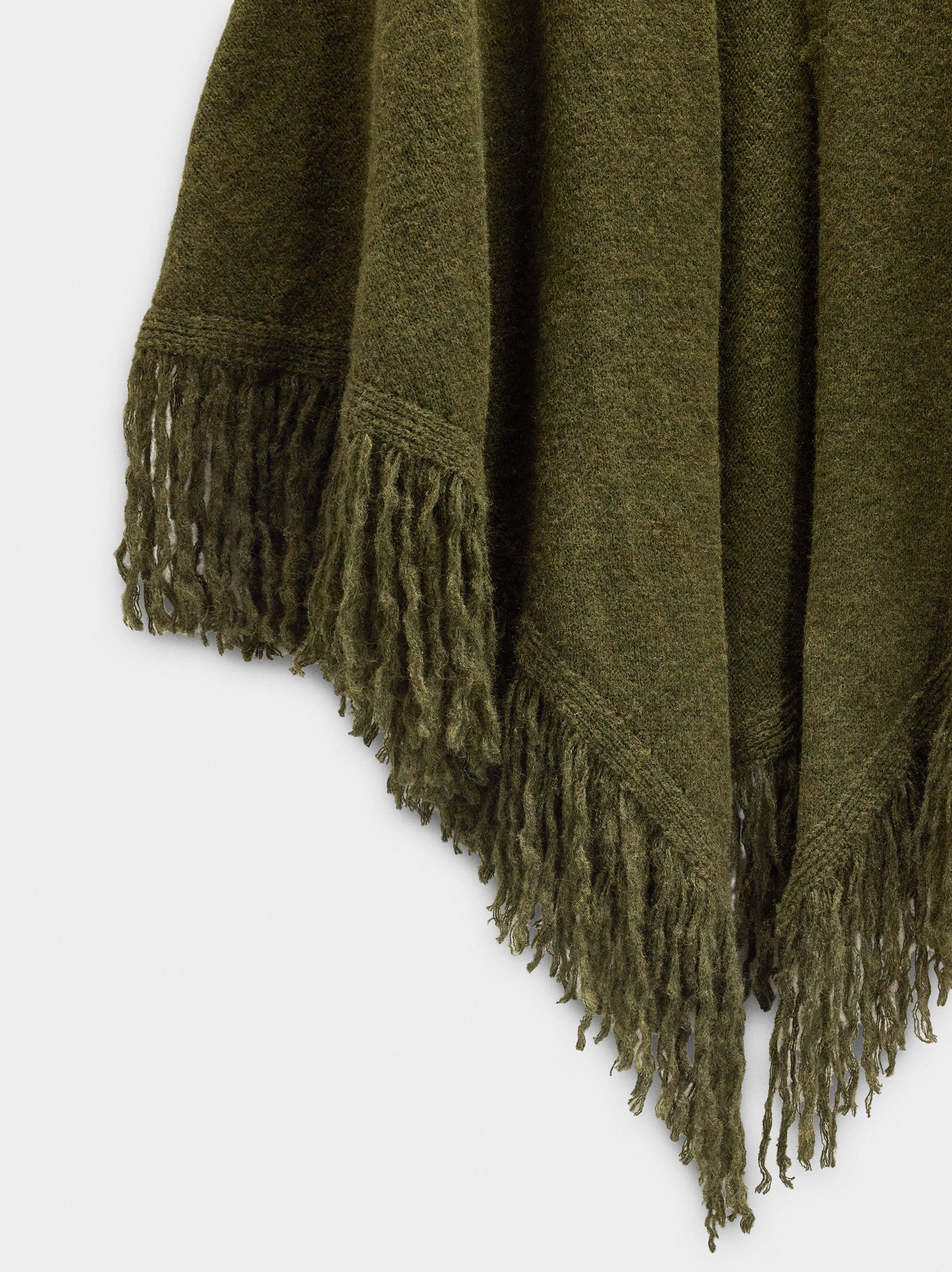 Long shawl with fringes image number 2.0