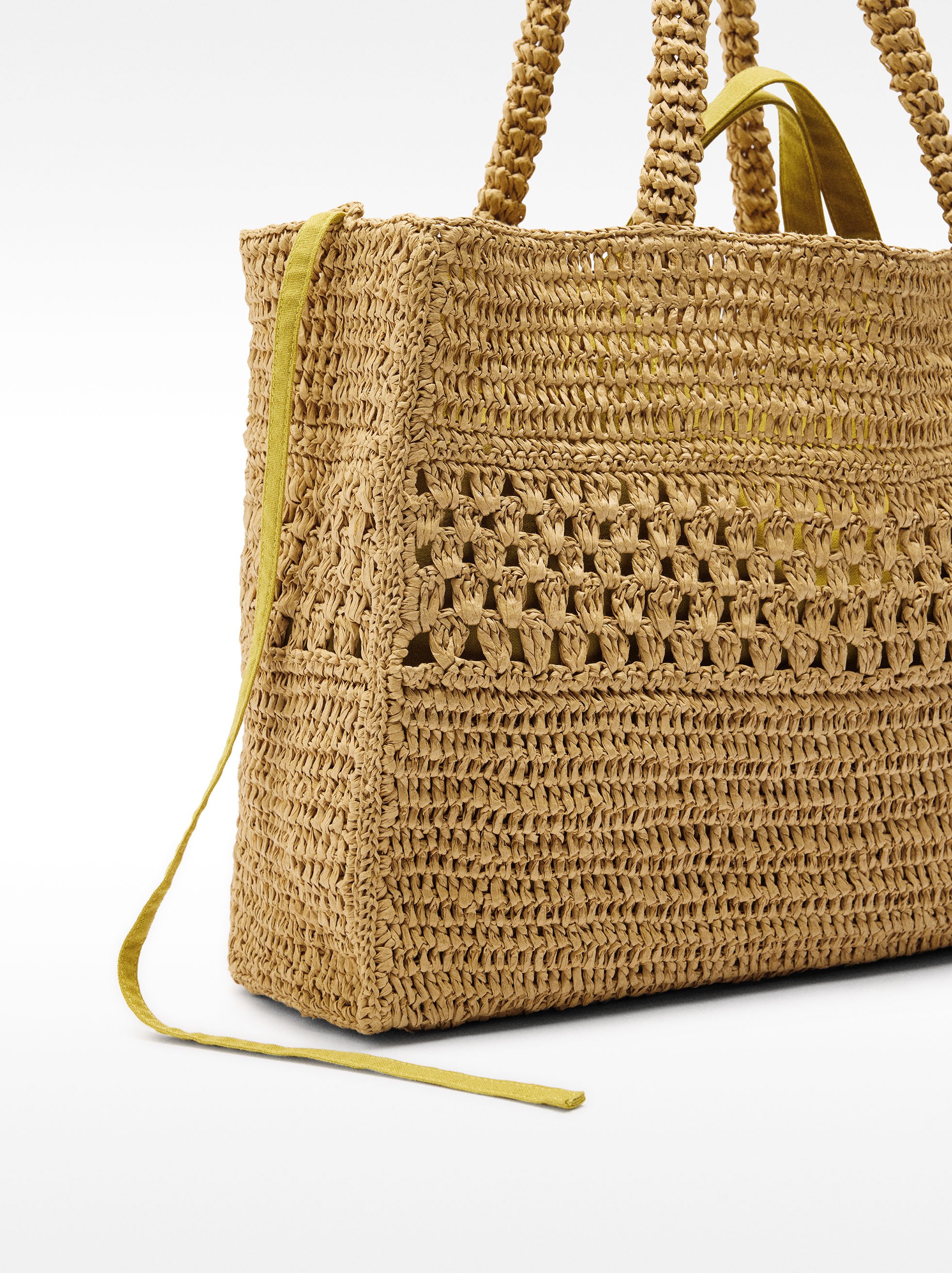 Bolso shopper efecto rafia con detalle trenzado image number 2.0