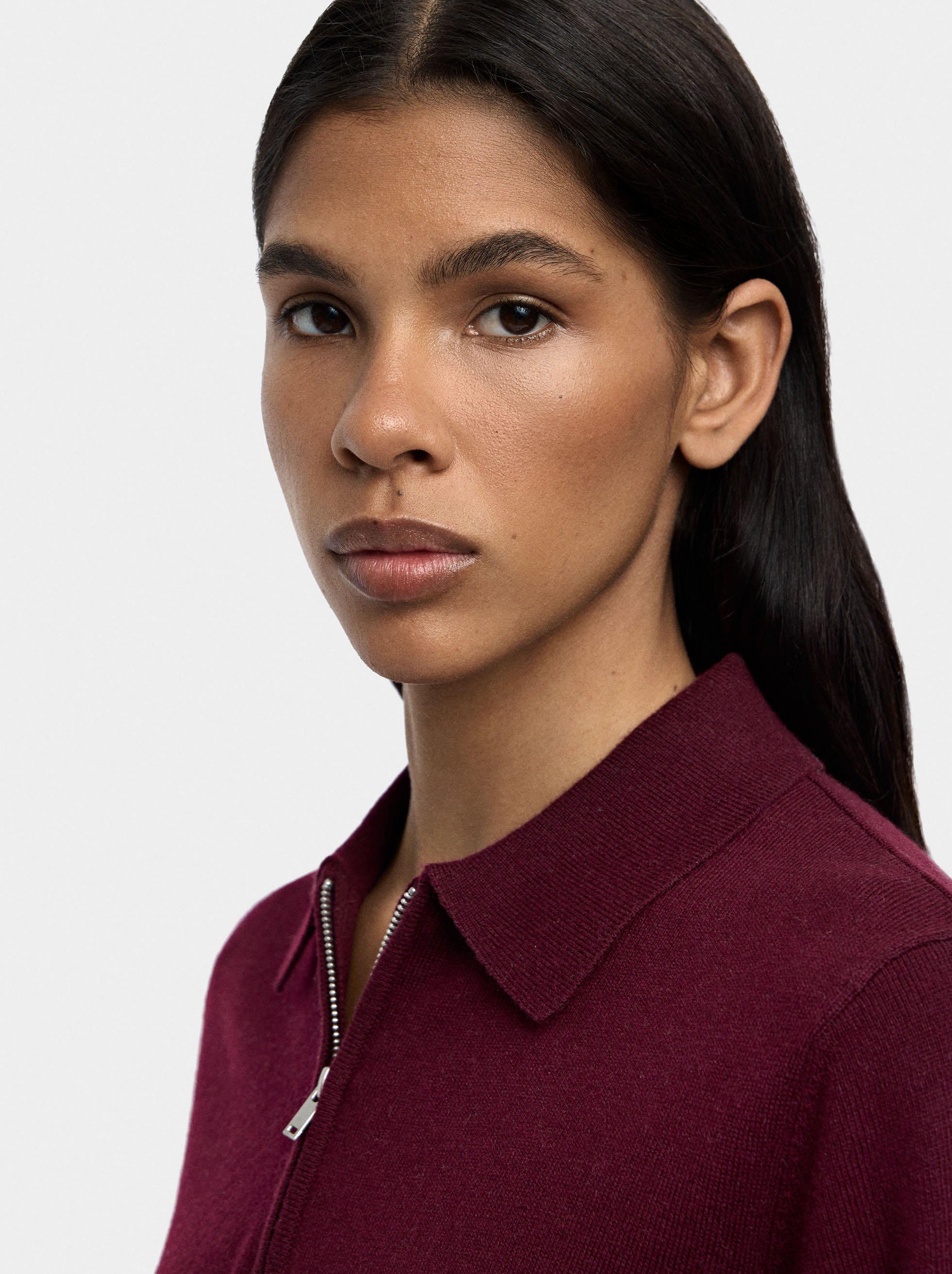 Short-sleeved knit top image number 3.0