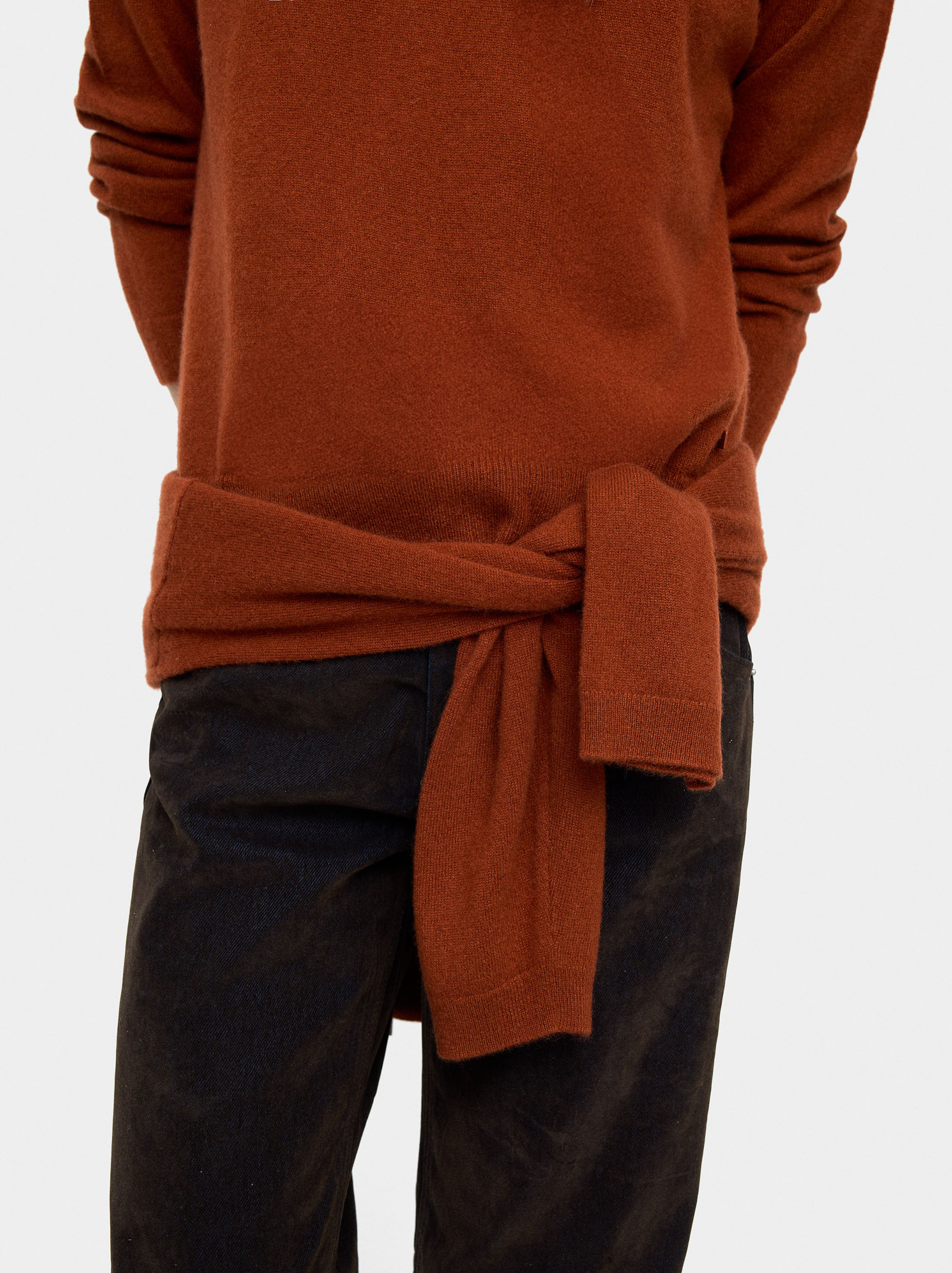 100% cashmere sweater image number 2.0