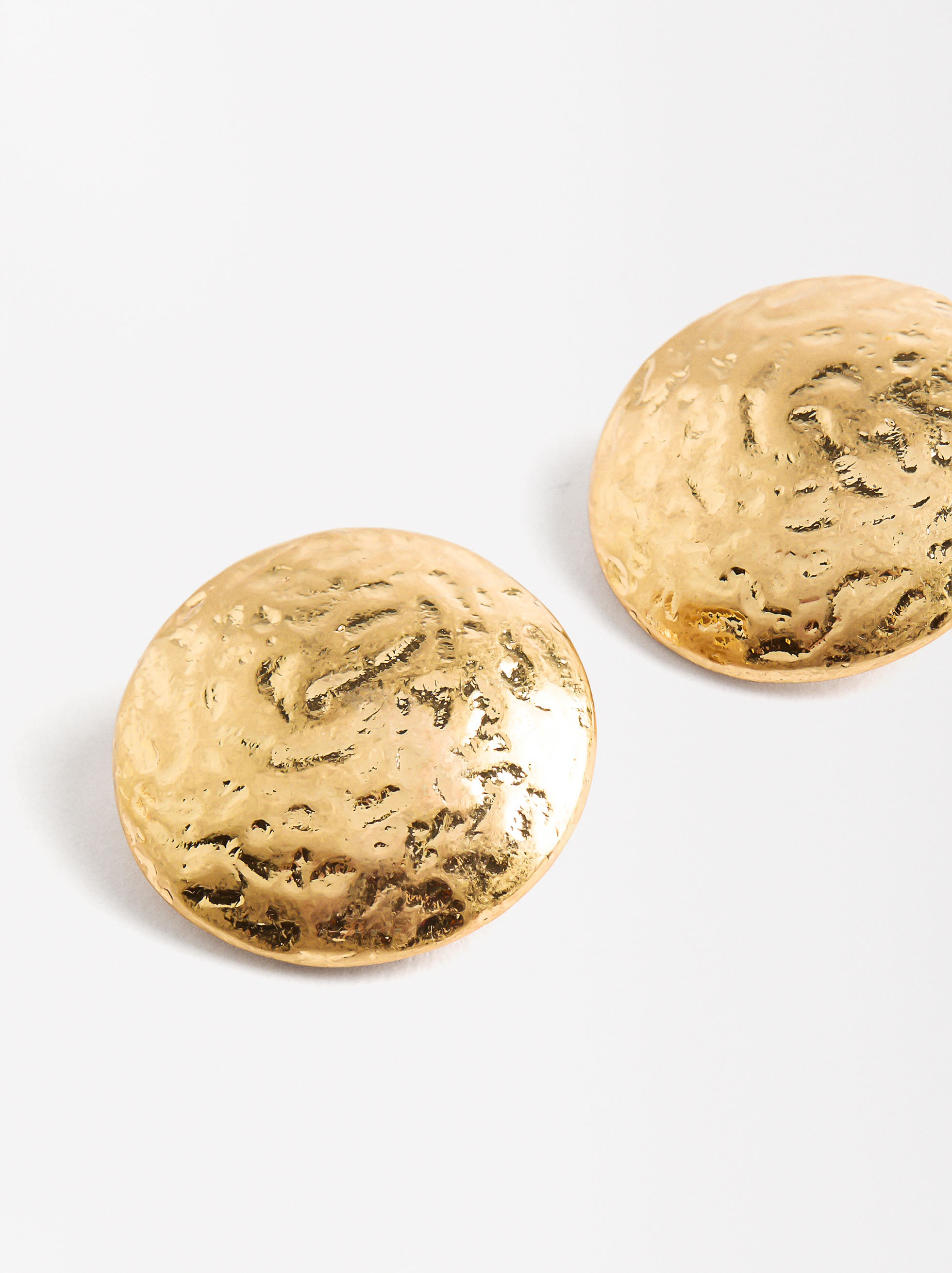 Round hammered effect earrings image number 1.0