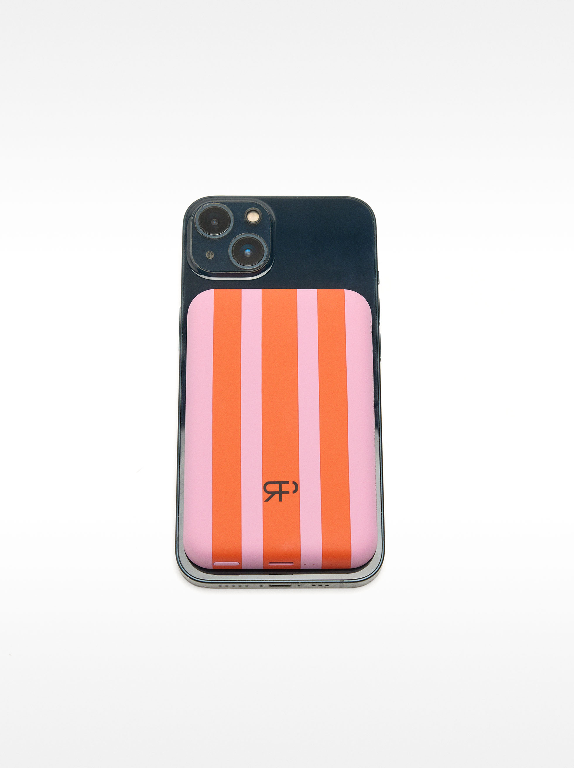Power Bank with stripes image number 1.0